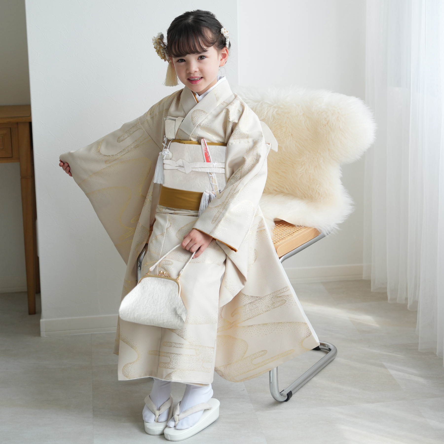 ひよこ商店 七五三 着物フルセット 7歳 女の子　四つ身　ベージュ　金　753 七五三 着物 7歳 フルセット 購入 ひよこ商店 女の子 四つ身