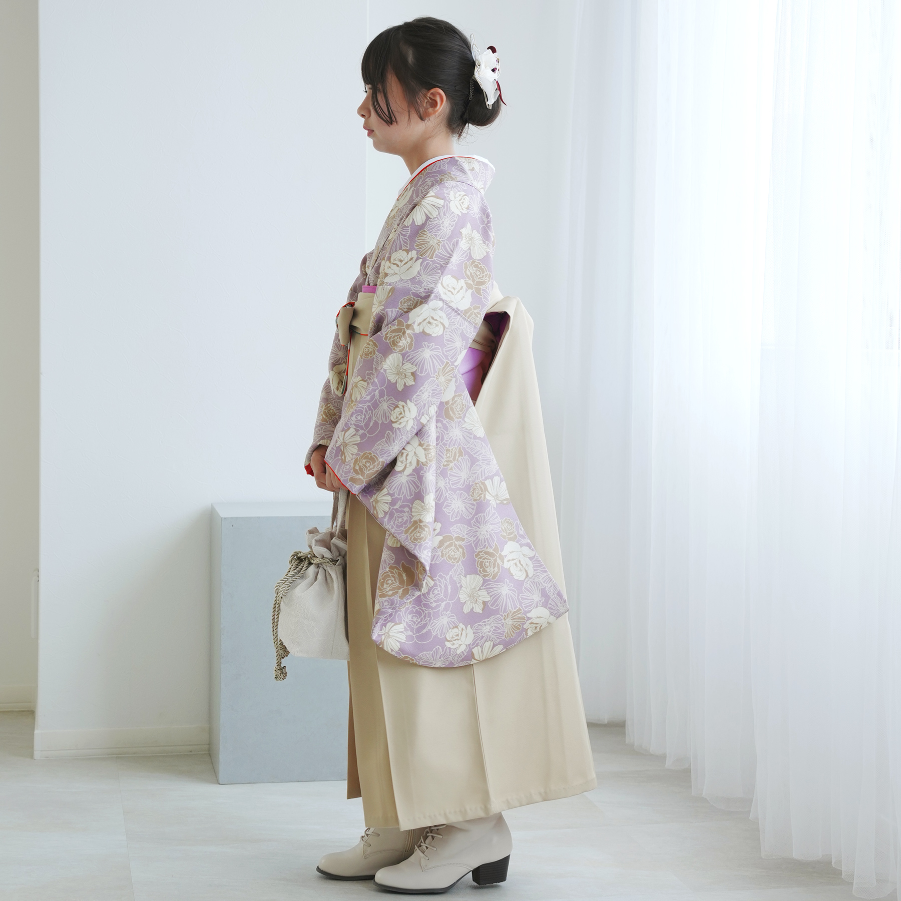 ひよこ商店 2尺袖着物 袴 2点セット 袴87cm（身長150-155cm） 袴セット 卒業式 ジュニア 着物 女の子 幾何学 黒系 子供 kids ブラック 白 オフホワイト まる さんかく ストライプ 中古着物 古着 個性派 個性的 小学生 子供 卒業式 謝恩会 USED リサイクル 袴 レンタル 小学生 二尺袖着物 15点セット ひよこ商店 レトロ 袴