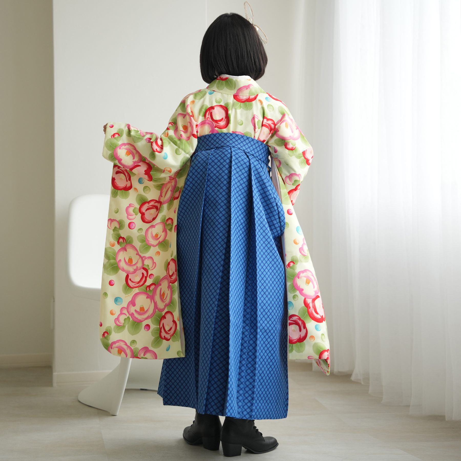 卒業式用　袴　着物セット pom ponette ブルー　はな柄　ストライプ 袴 レンタル 小学生 2尺袖着物 15点セット pom ponette / ポンポネット