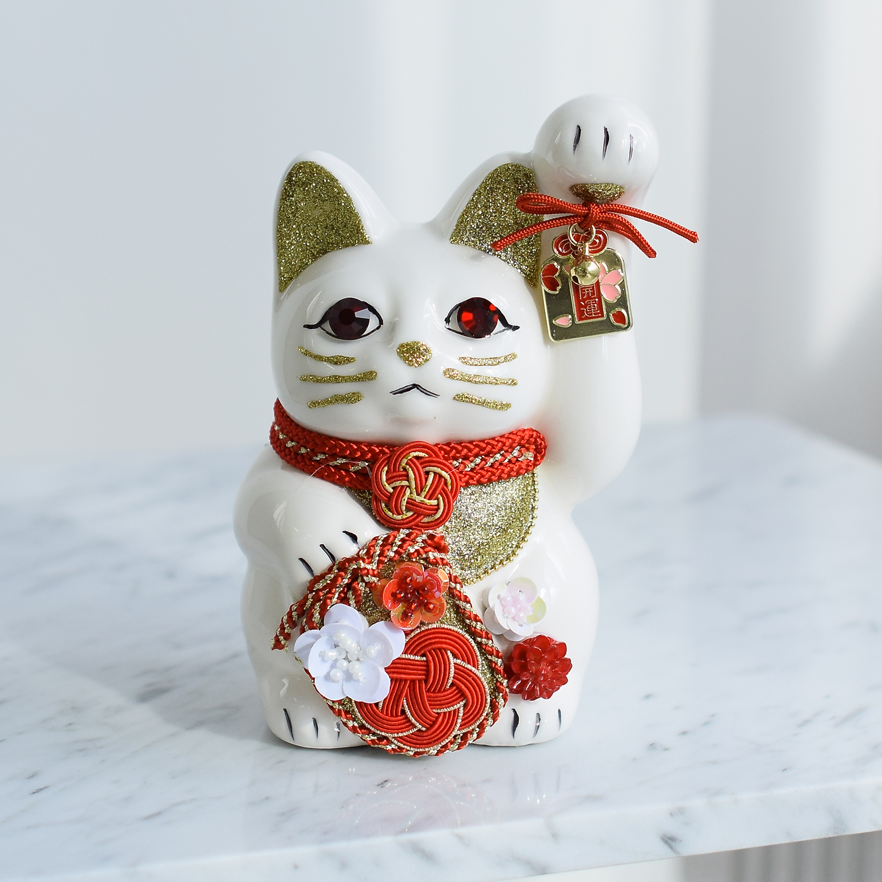 招き猫 置物 おしゃれ ニコアンティーク×ご縁猫 梅（うめ） 4号 白