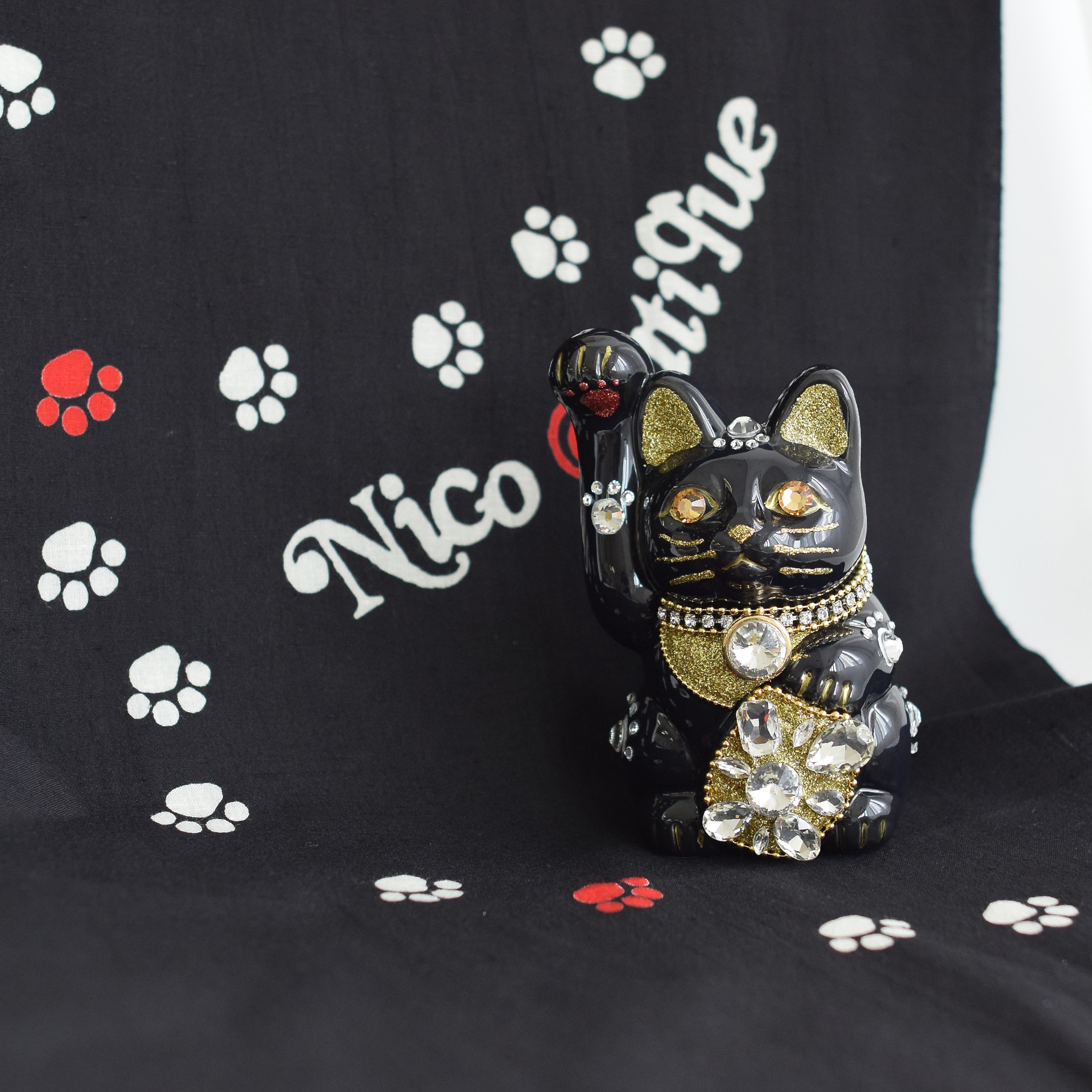 招き猫 置物 おしゃれ ニコアンティーク×ご縁猫 ねこ球左衛門 手ぬぐい