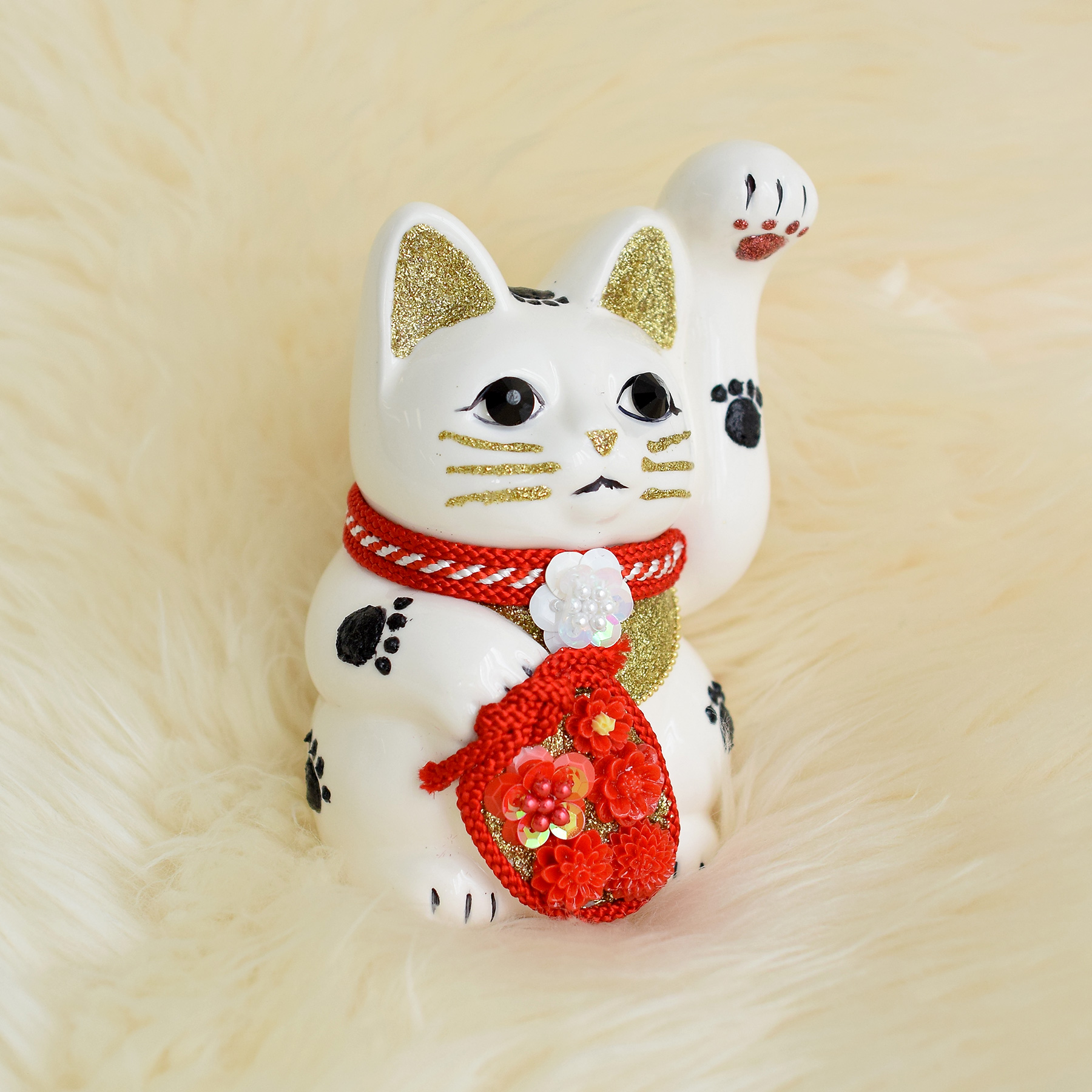 美品】猫 招き猫 染付 花紋 置物 インテリア 工芸品 美術品 A3051 美品】