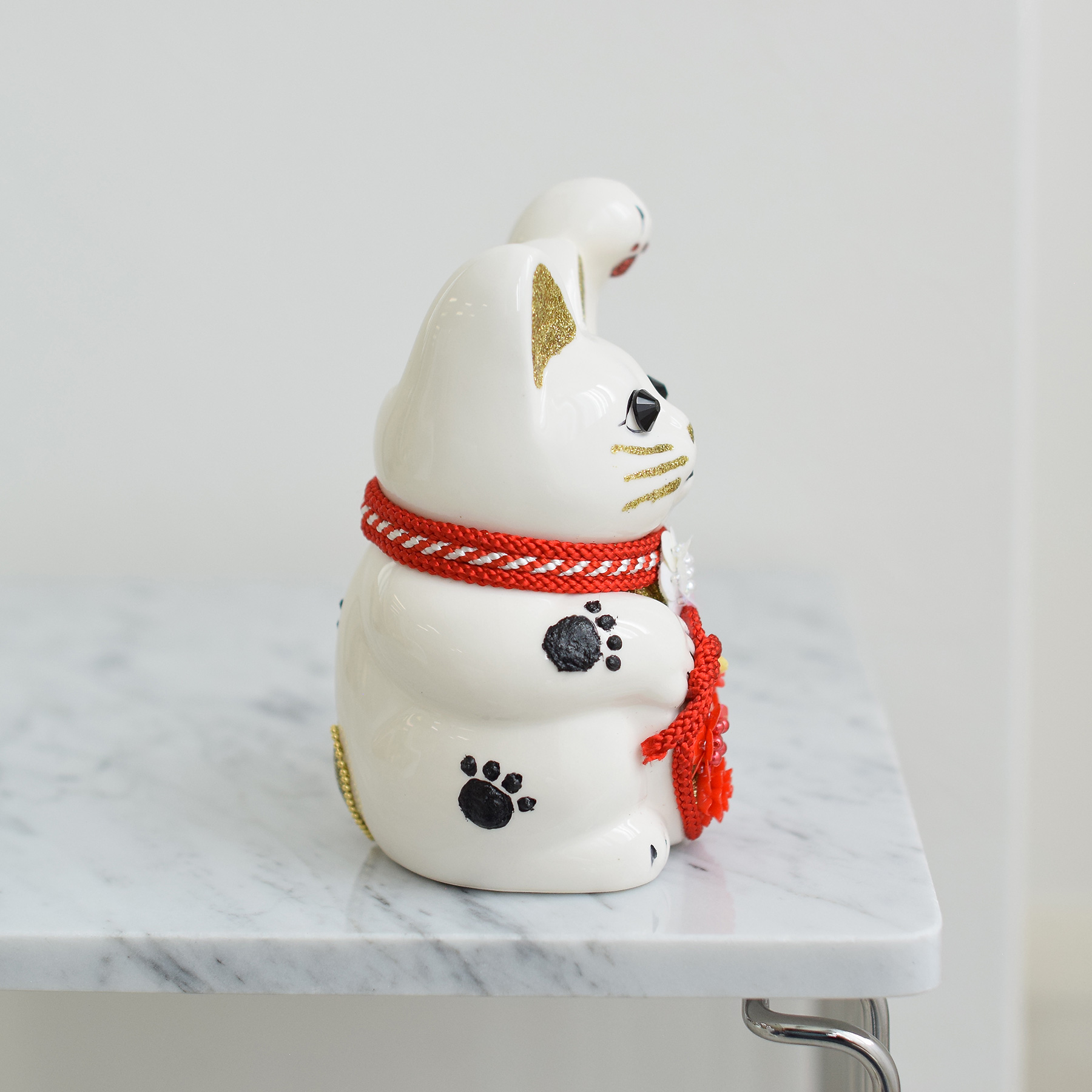 招き猫 置物 おしゃれ ニコアンティーク×ご縁猫 ねこ球美 手ぬぐい 2点