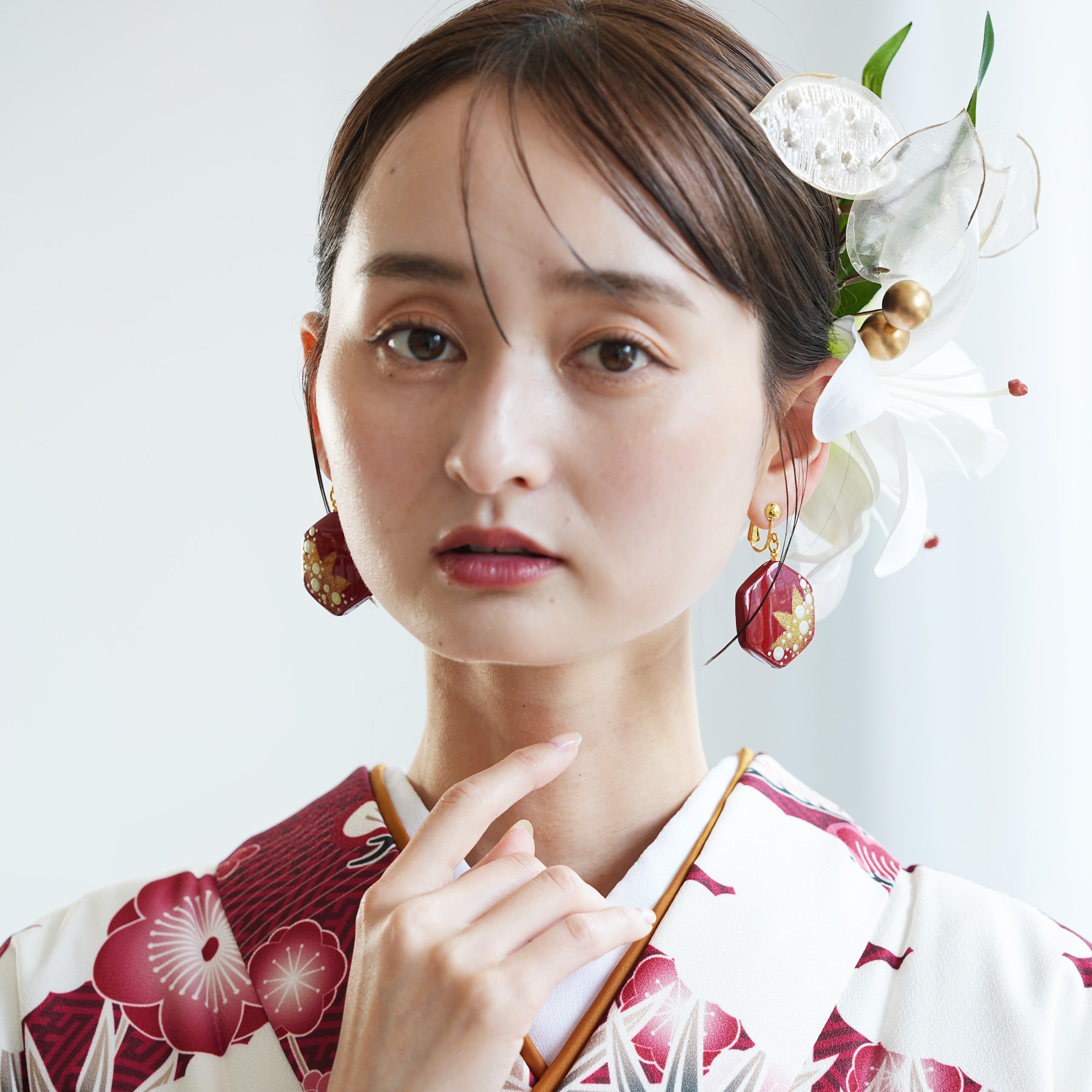イヤリング 大ぶり 揺れる 日本製 蒔絵イヤリング 紅葉・赤 六角形