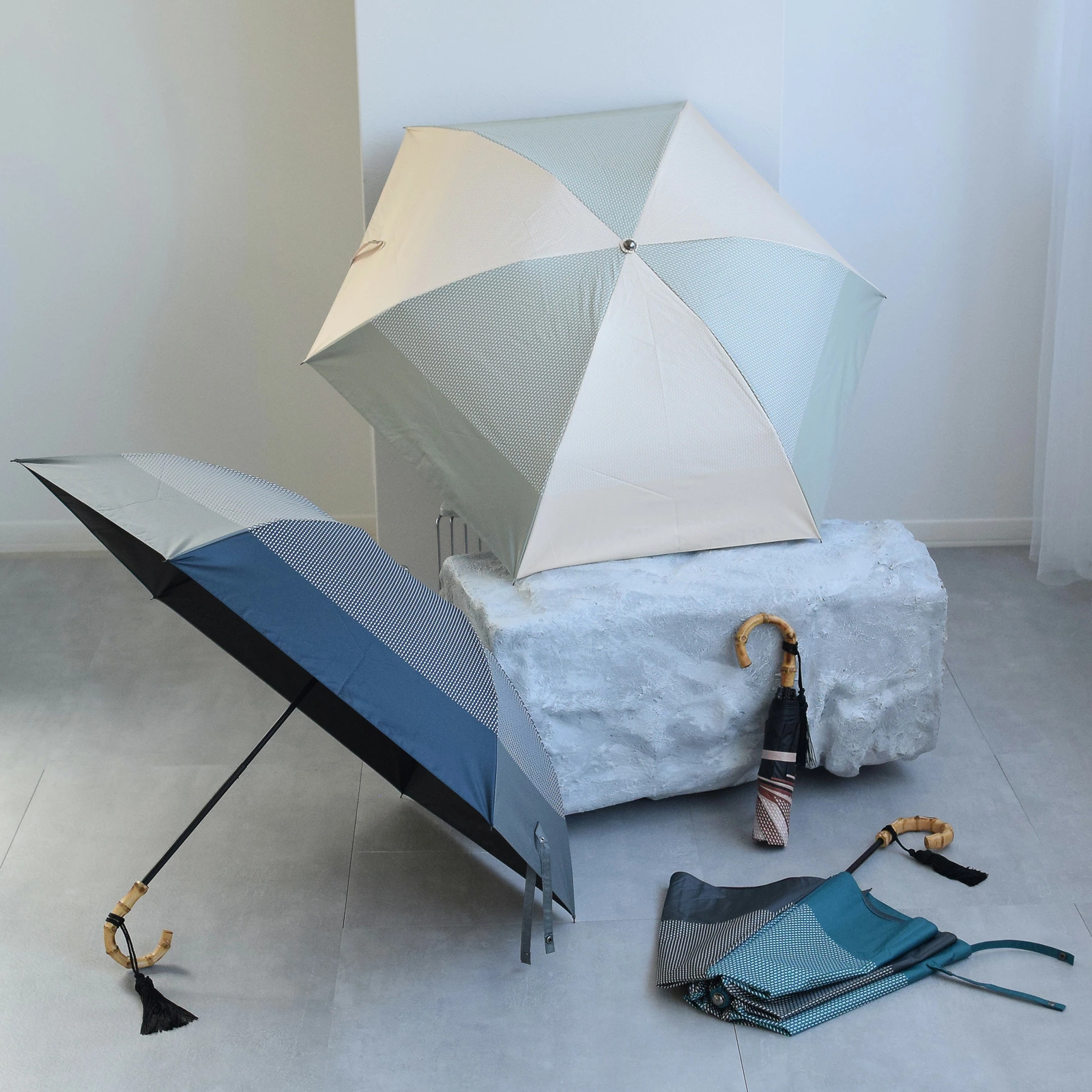 （ umbrella ）