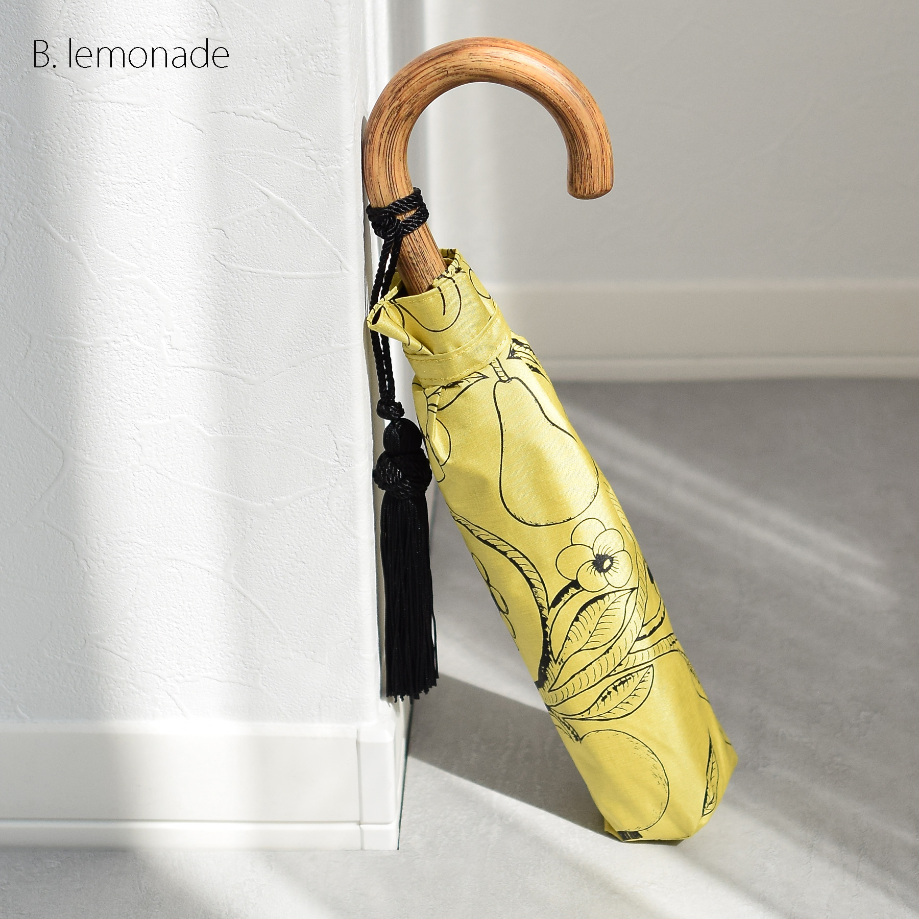 utatane 日傘 完全遮光 折りたたみ 内ストラップ付 utatane×Kuovi