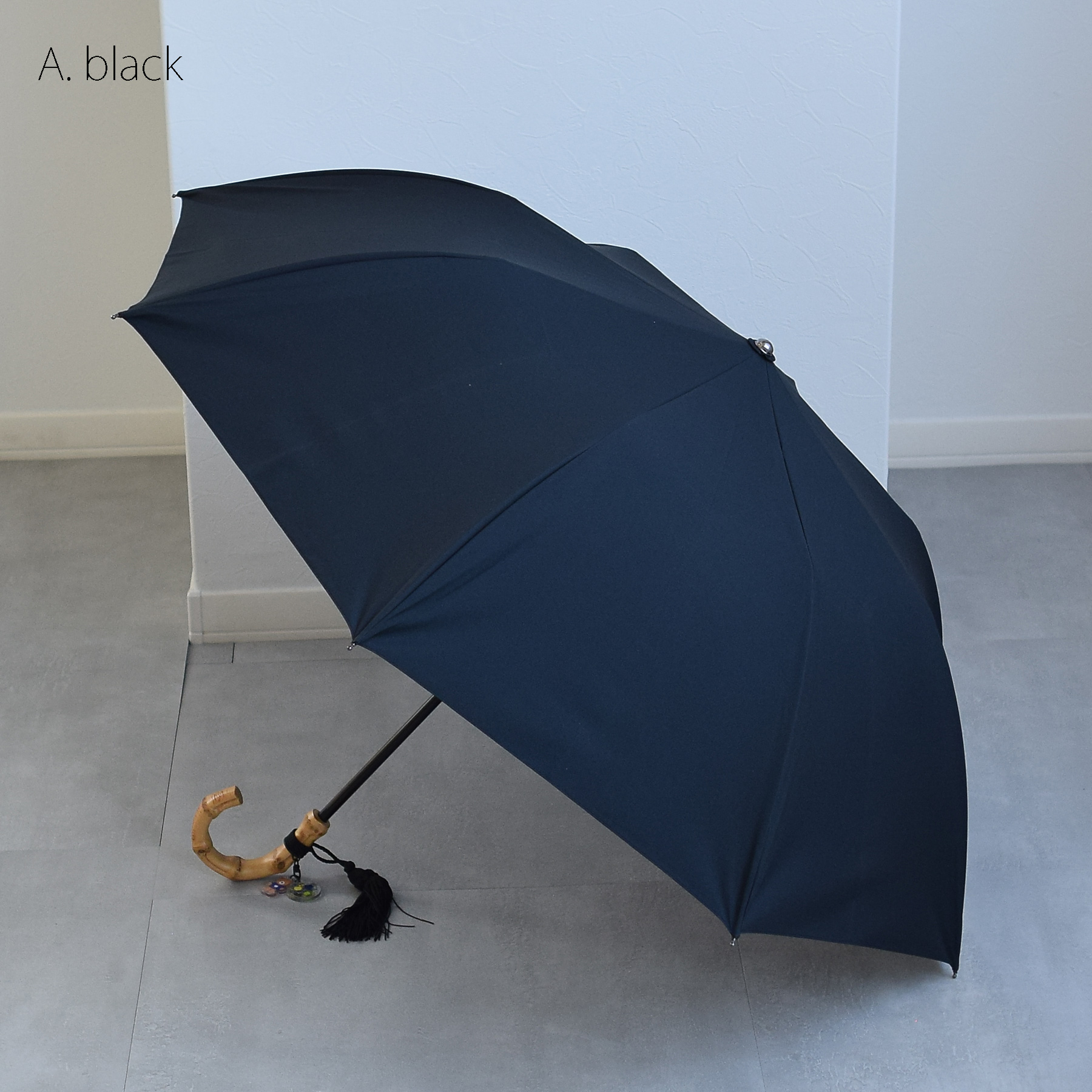 【新品】utatane×Kuovi 折り畳み日傘 完全遮光　晴雨兼用 utatane 折りたたみ傘 utatane×Kuovi 折りたたみ日傘 完全遮光