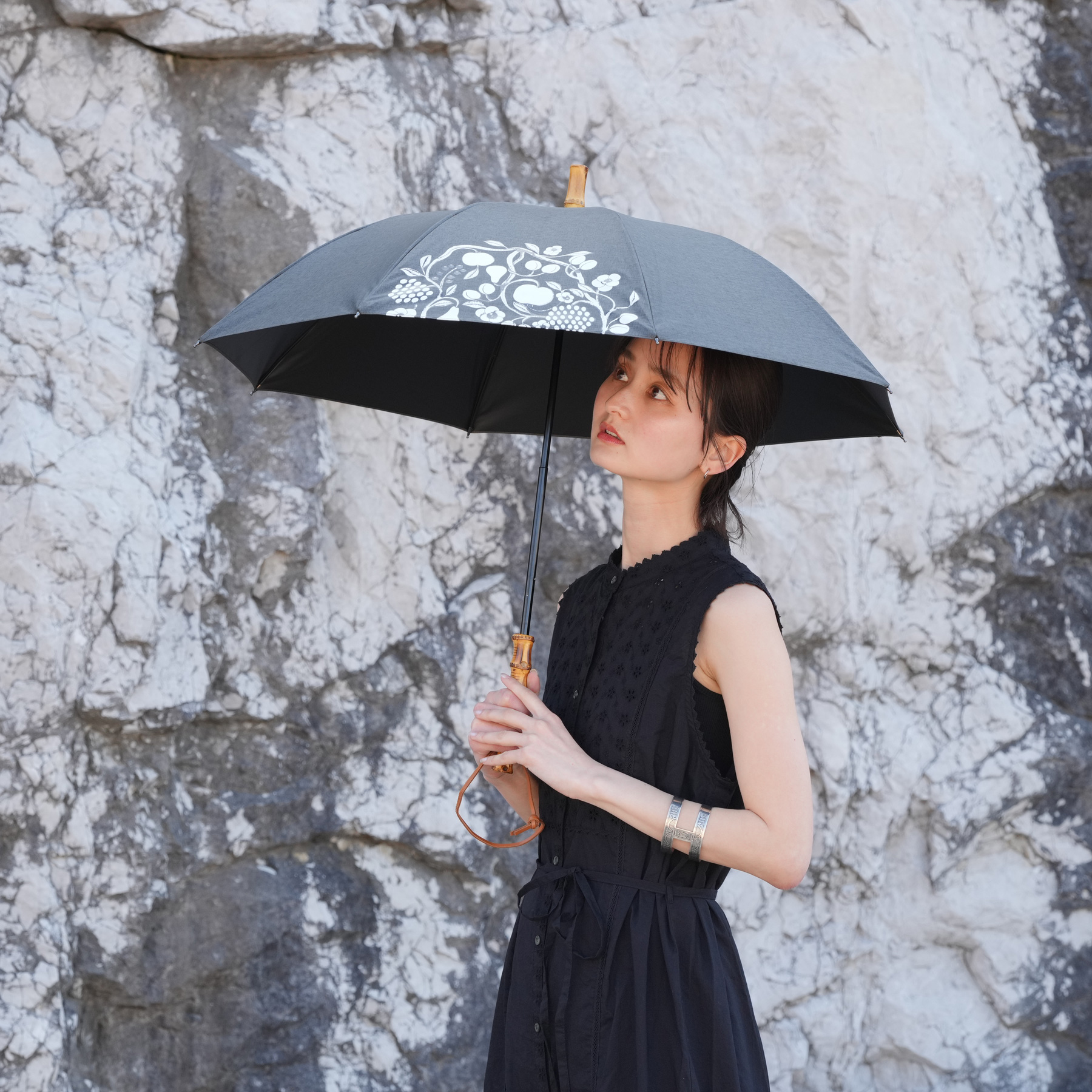 （ umbrella ）