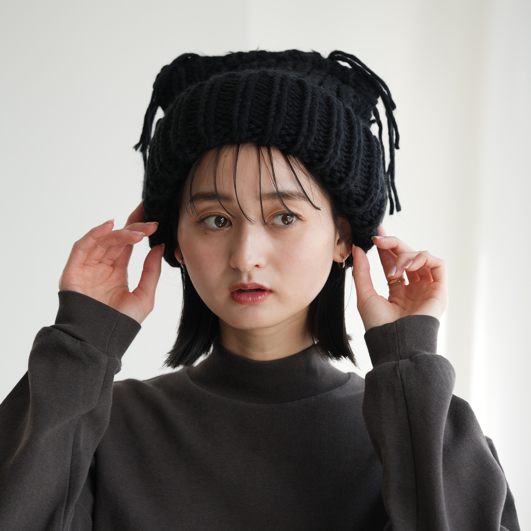 ユウ様　未使用　カシラ　ニット帽　チュール　レース　日本製　ブラック　黒 チュール付きでガーリーさマシマシ⇗ニット帽】 │カシラ │ ショップ
