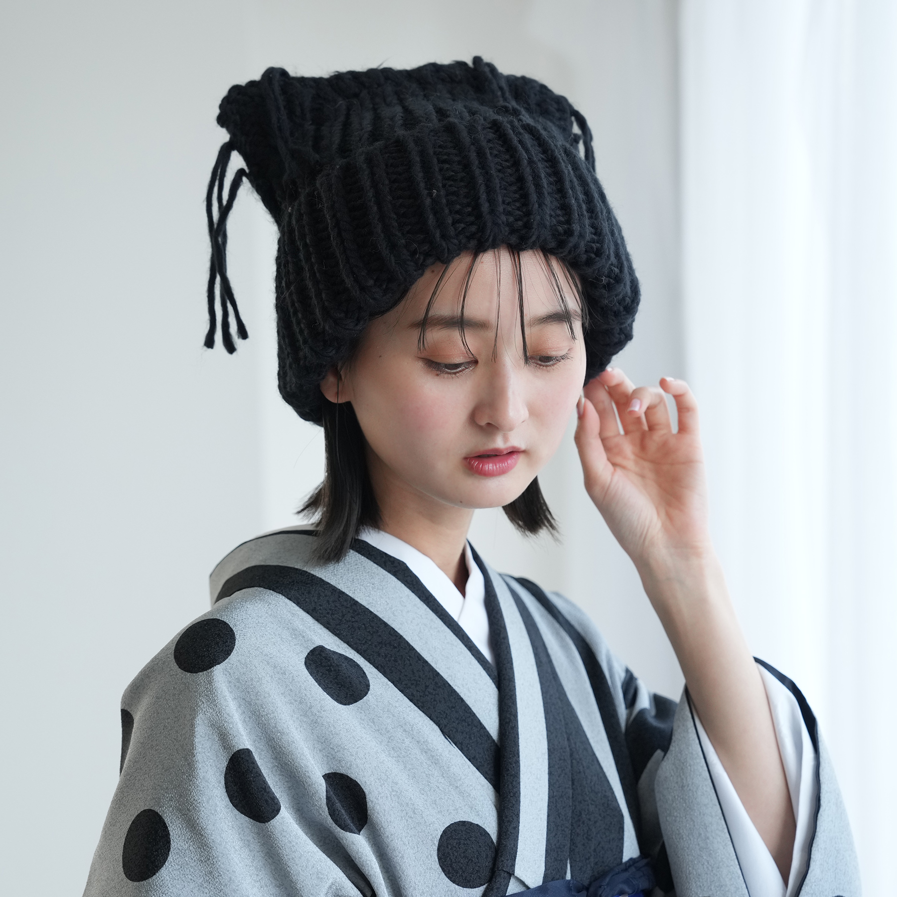 ユウ様　未使用　カシラ　ニット帽　チュール　レース　日本製　ブラック　黒 チュール付きでガーリーさマシマシ⇗ニット帽】 │カシラ │ ショップ