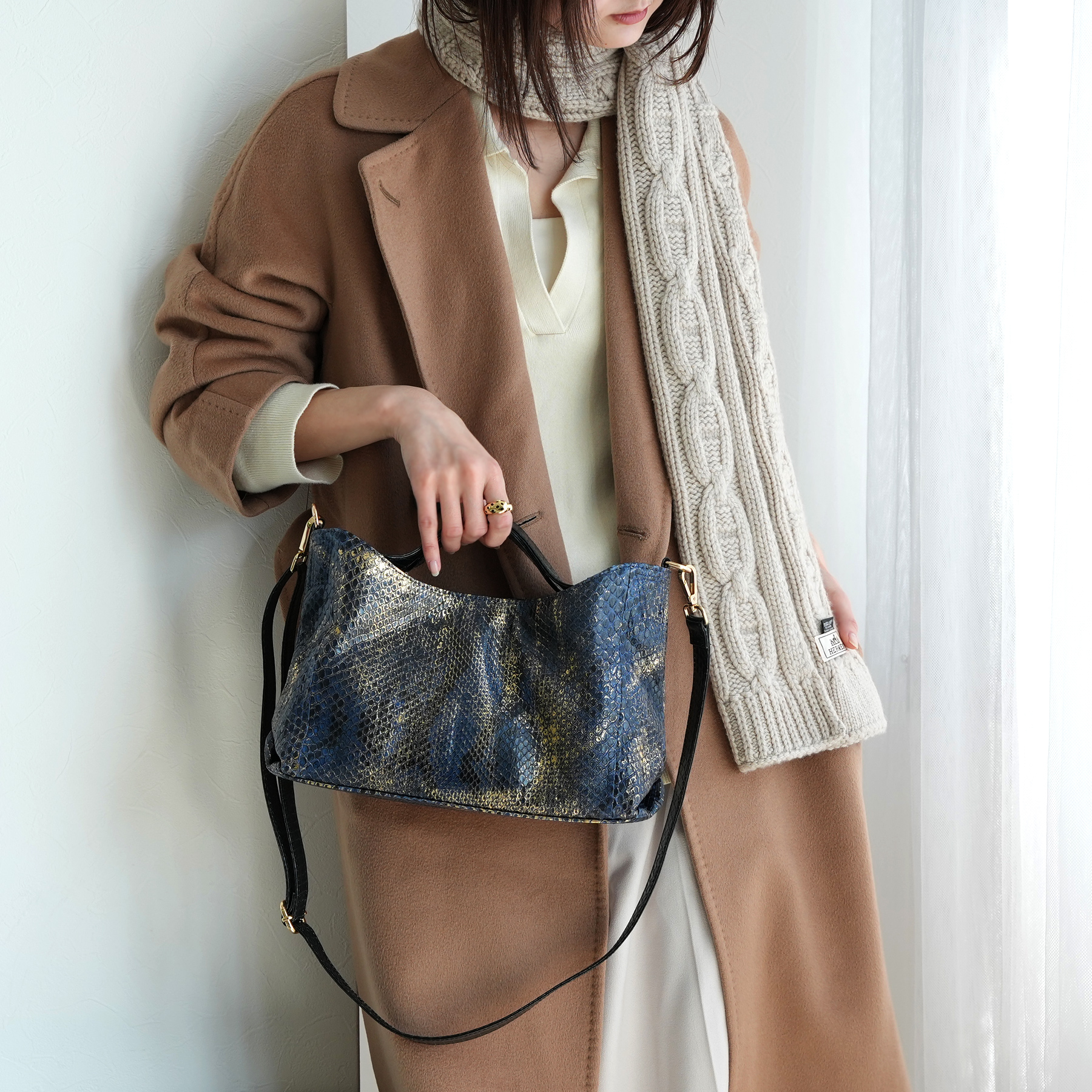 【美品】希少REAL PYTHON パイソンレザーバッグ　ショルダー ボーナスストア5%OFF Python ダイヤモンドパイソン ショルダーバッグ