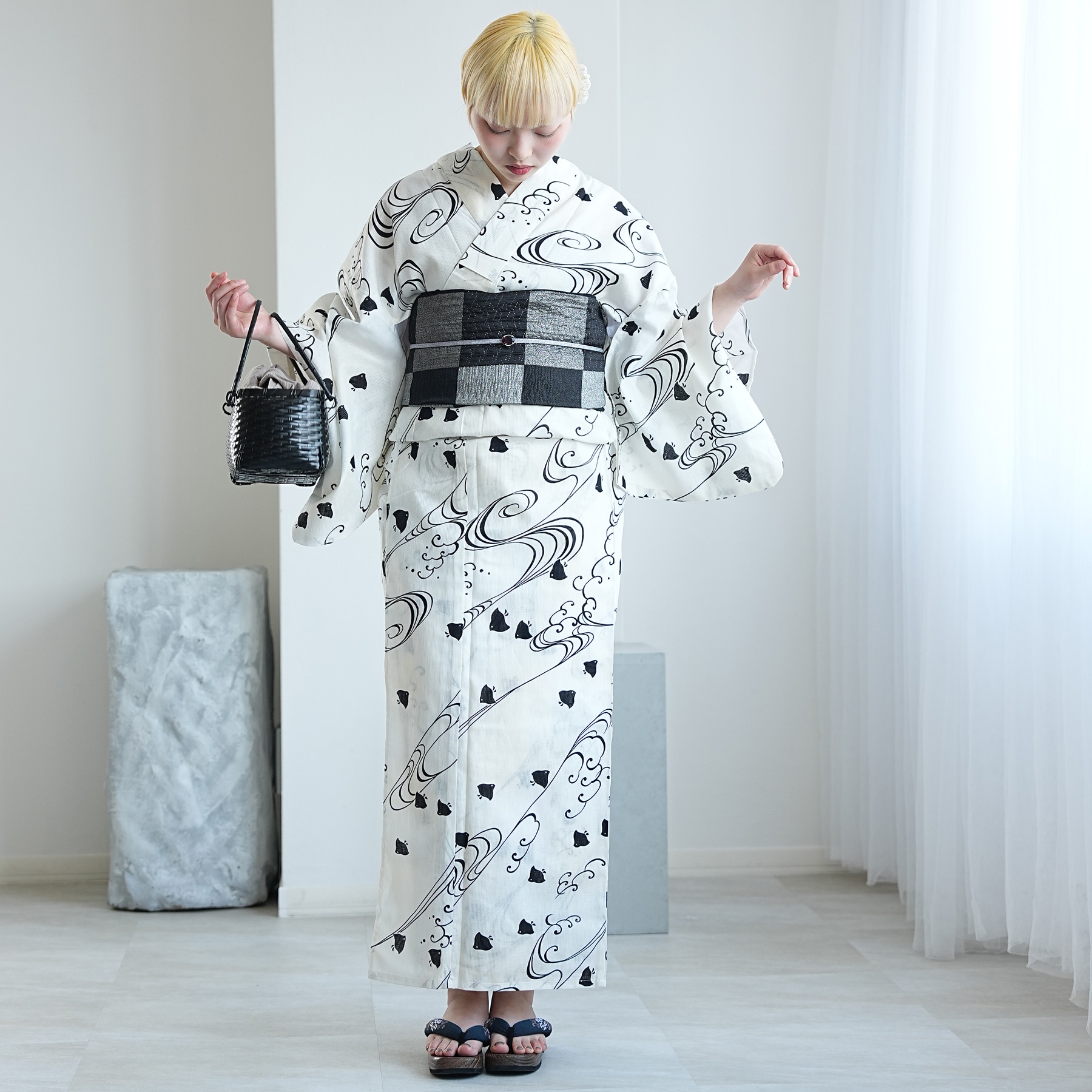 utatane 浴衣 単品 レディース 高級変わり織 きなりぼかしに黒千鳥