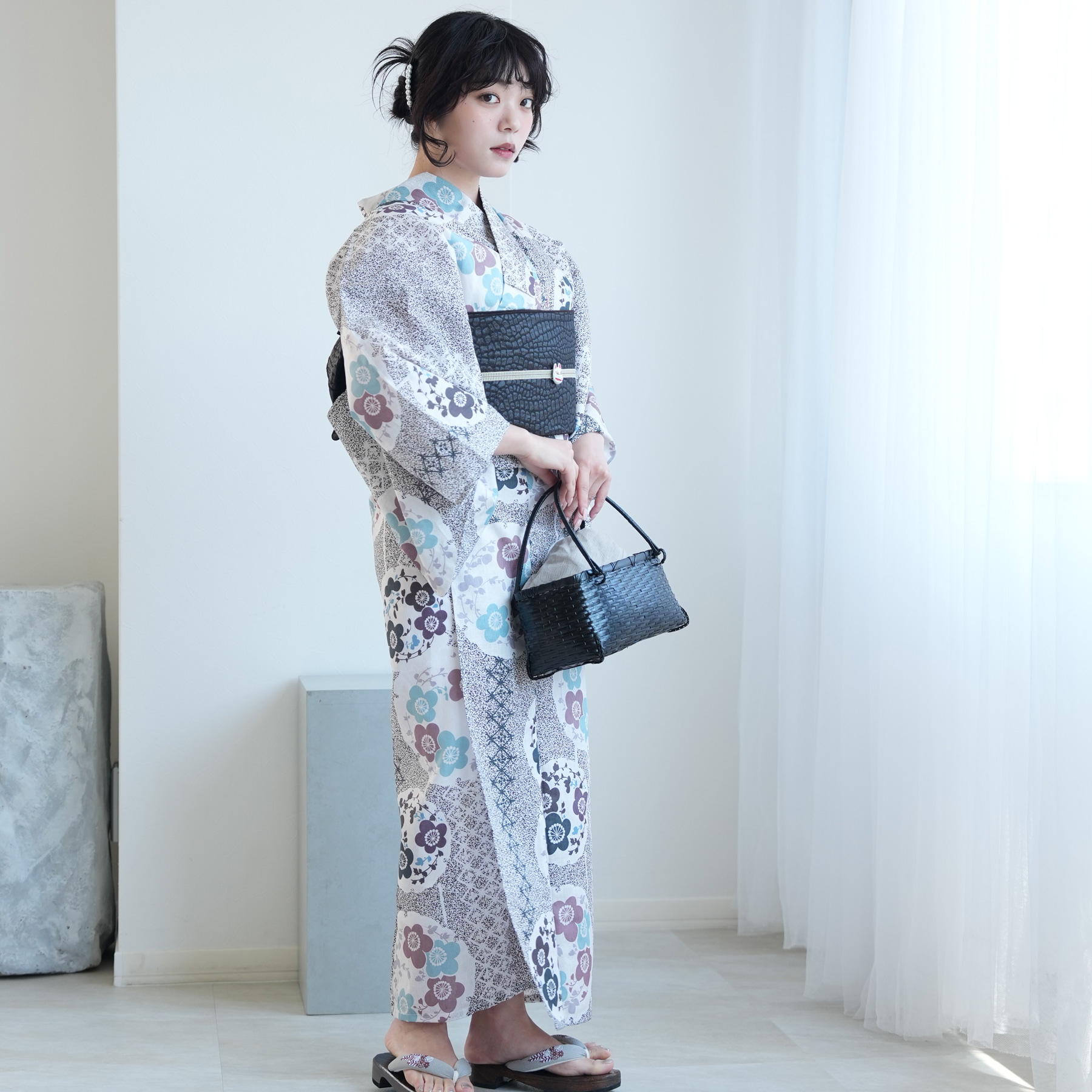 utatane 浴衣 単品 レディース Lサイズ 高級変わり織 墨黒の霧と梅雪輪