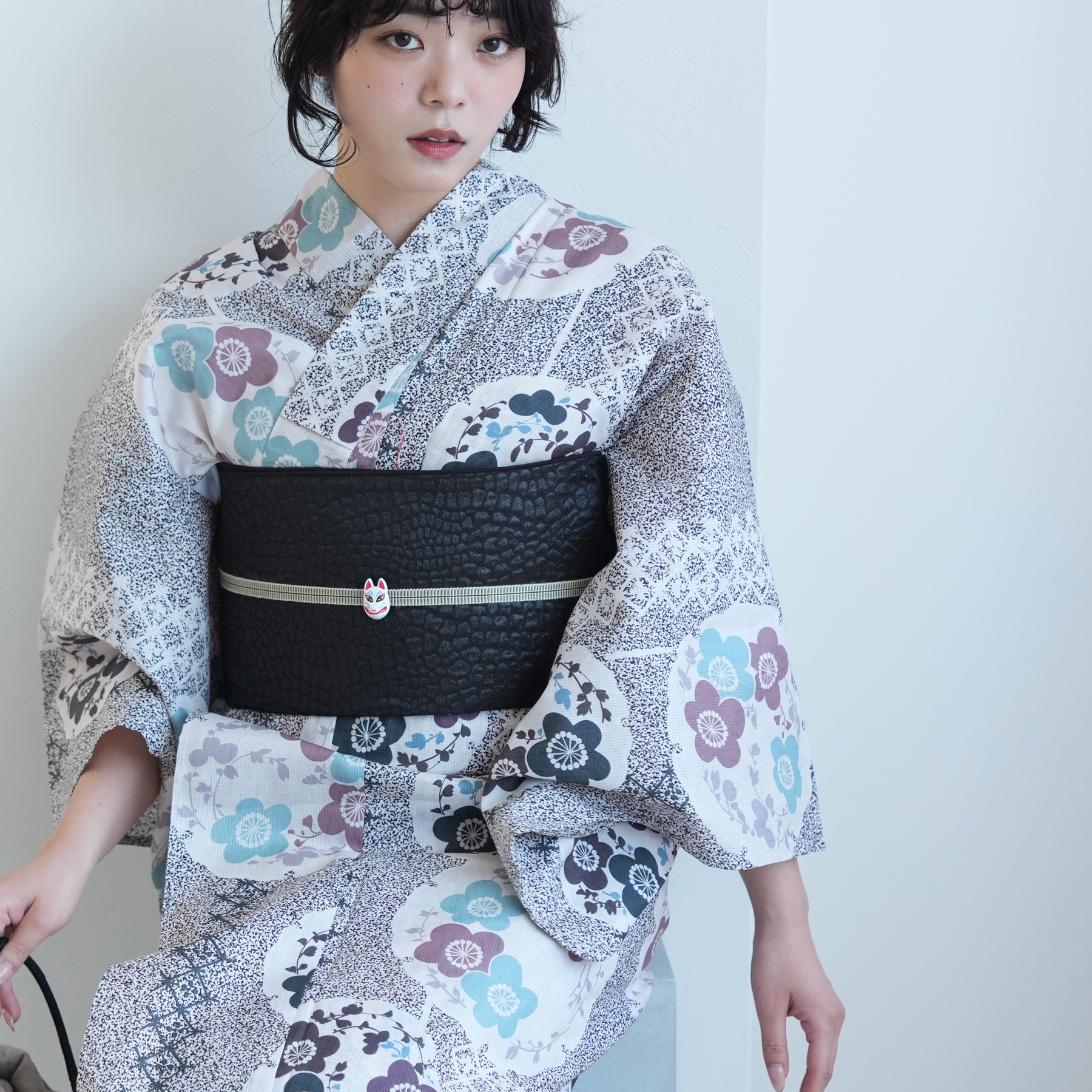 utatane 浴衣 単品 レディース Lサイズ 高級変わり織 墨黒の霧と梅雪輪