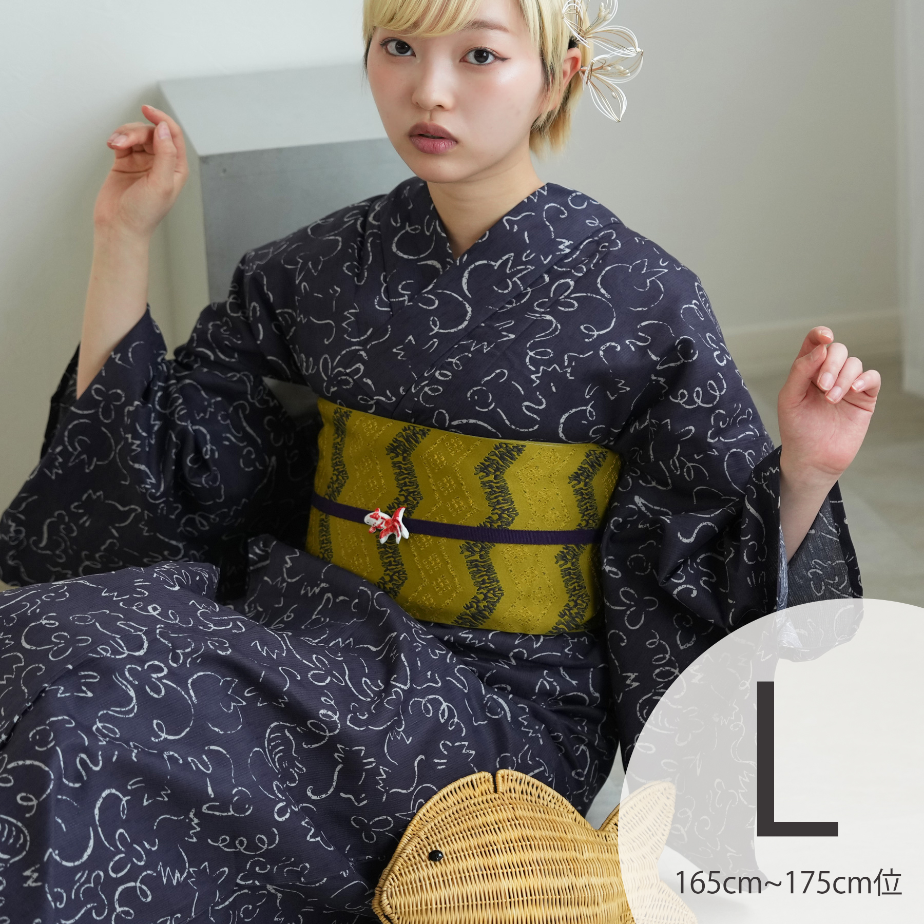 ✅新品【チョコブラウンにブルーの花】utatane ニコアンティーク 浴衣単品 ✓新品【チョコブラウンにブルーの花】utatane ニコアンティーク 浴衣