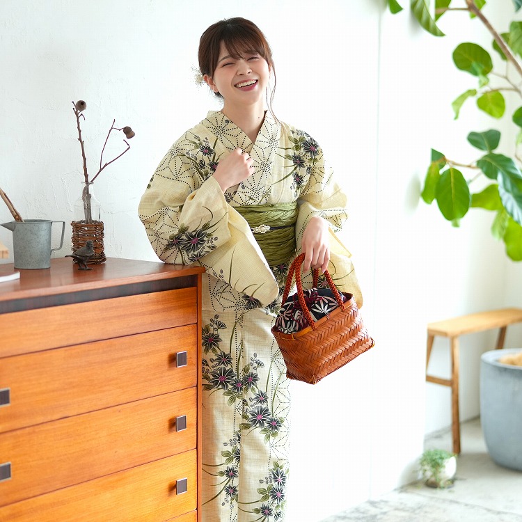 utatane 浴衣3点セット フリーサイズ　ベージュ系 utatane 浴衣 セット レディース フリーサイズ 3点セット 浴衣