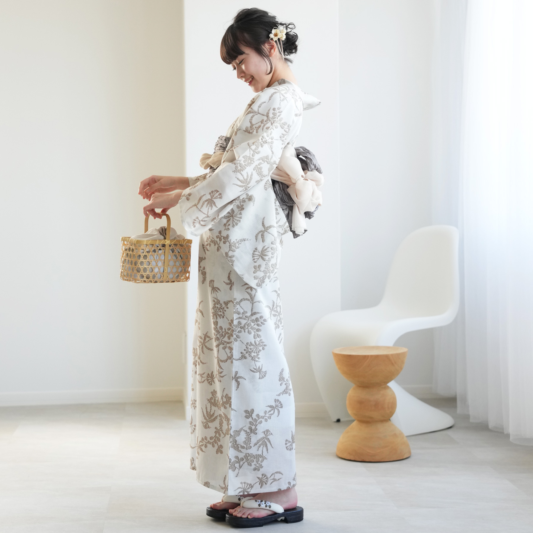 ひよこ商店 高級変わり織 浴衣3点セット ベージュに紫陽花のブーケ utatane｜ひよこ商店 高級変わり織 浴衣3点セット クリームに