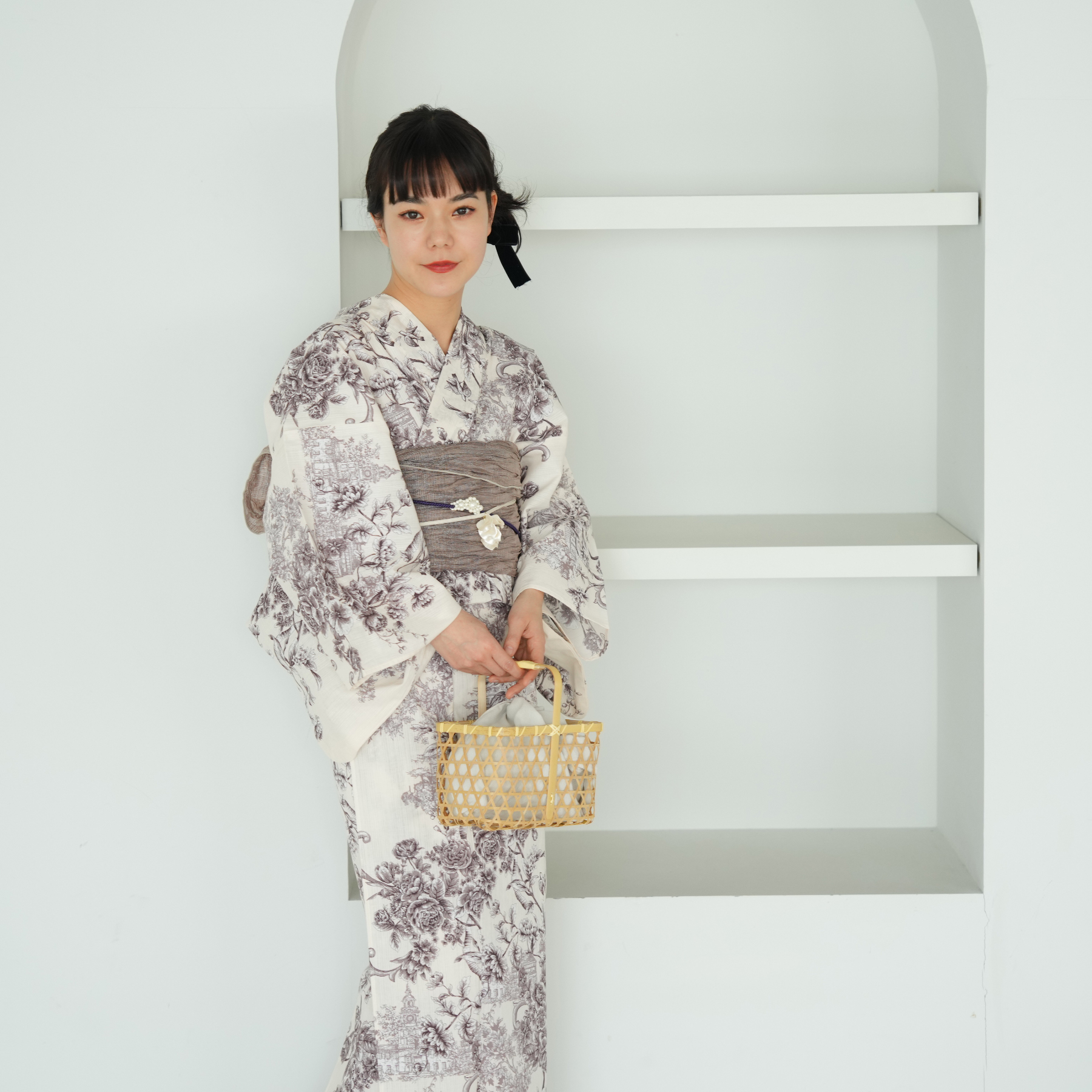 ✅新品【ローズのトワルドジュイ×アイボリー】 ニコアンティーク 浴衣単品 ✓新品【ローズのトワルドジュイ×アイボリー】 ニコアンティーク
