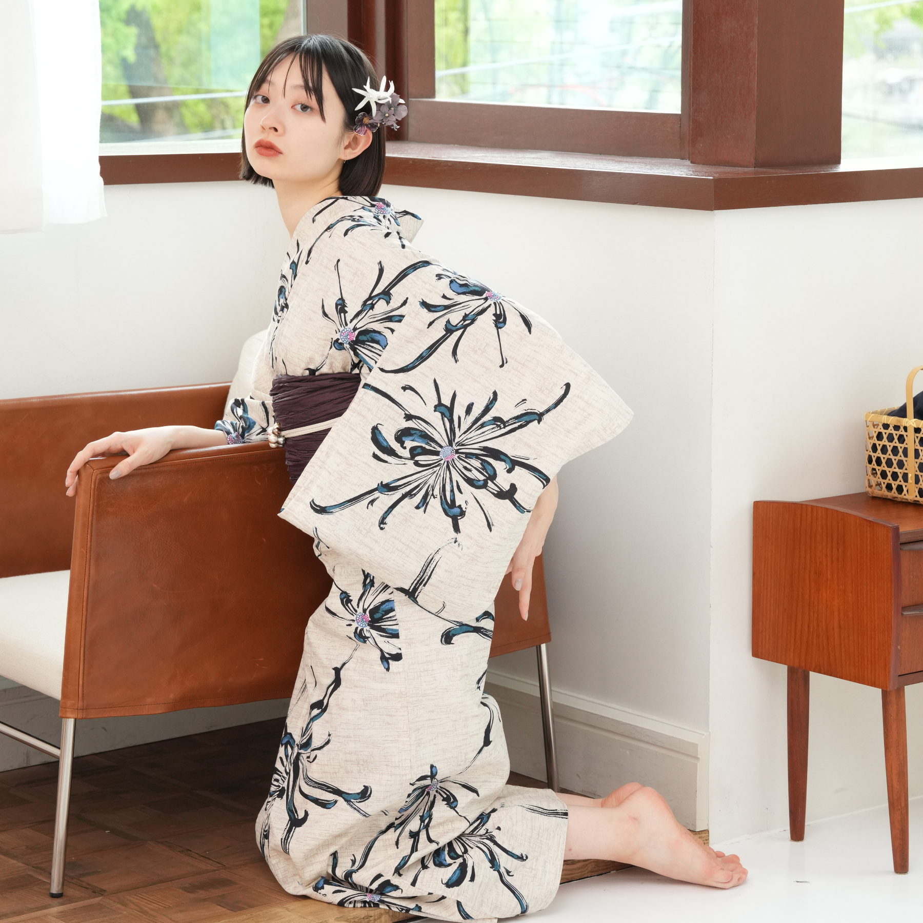 美品 ウタタネ utatane 浴衣・帯セット 兵児帯 白 ベージュ セール】キッズ浴衣3点セット utatane ベージュにえんじの揺れる