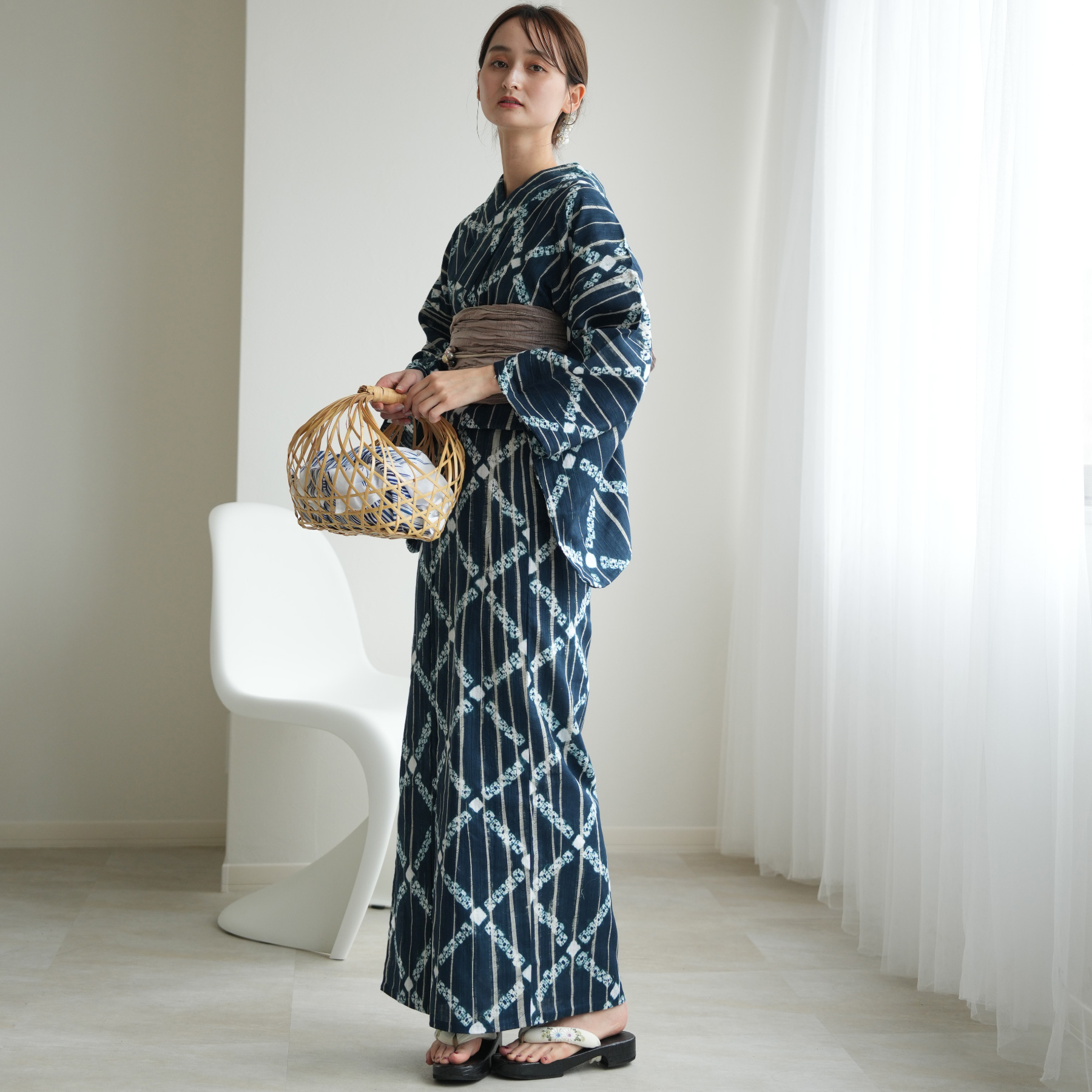 しつけ付き　有松絞り　浴衣　淡い水色 つゆくさ 有松絞り 浴衣 カラーで選ぶ「ブルー」