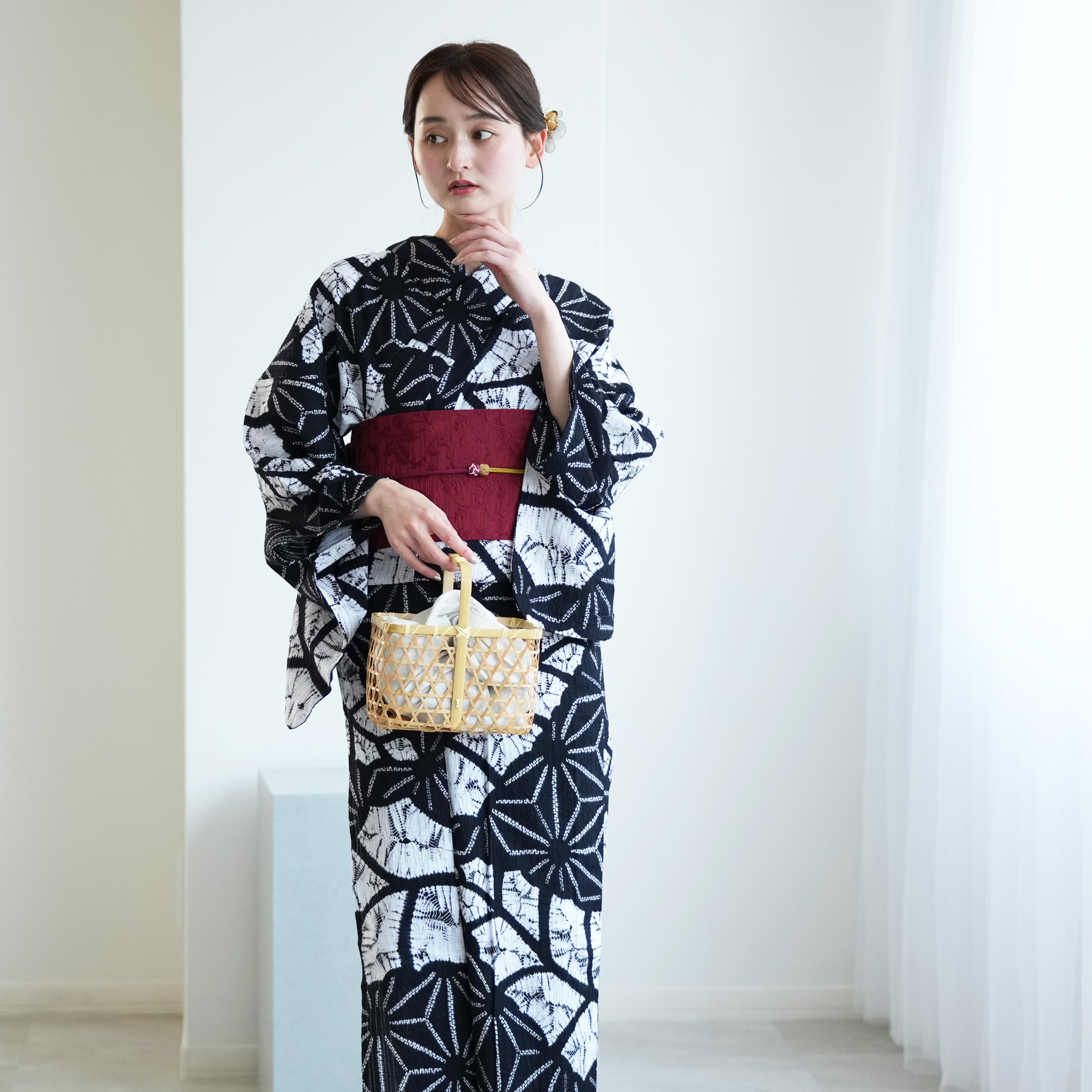 有松絞り　レディース浴衣　黒系 お仕立て上がり絞り浴衣単品「麻の葉大 黒」有松絞り 女性浴衣