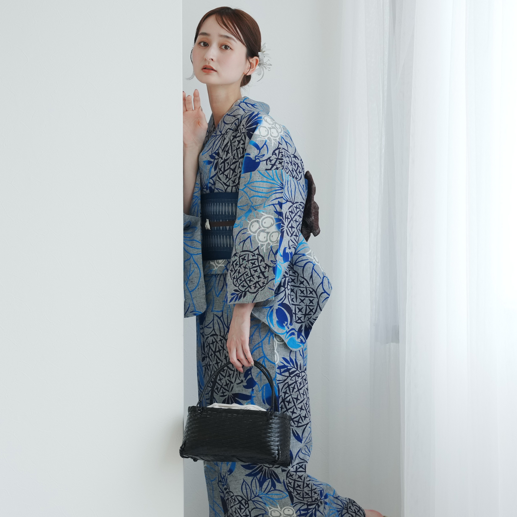 【美品】完売品！utatane 花柄浴衣・帯セット Sサイズ utatane 浴衣 レディース セット utatane×注染工房 浴衣3点セット 赤坂