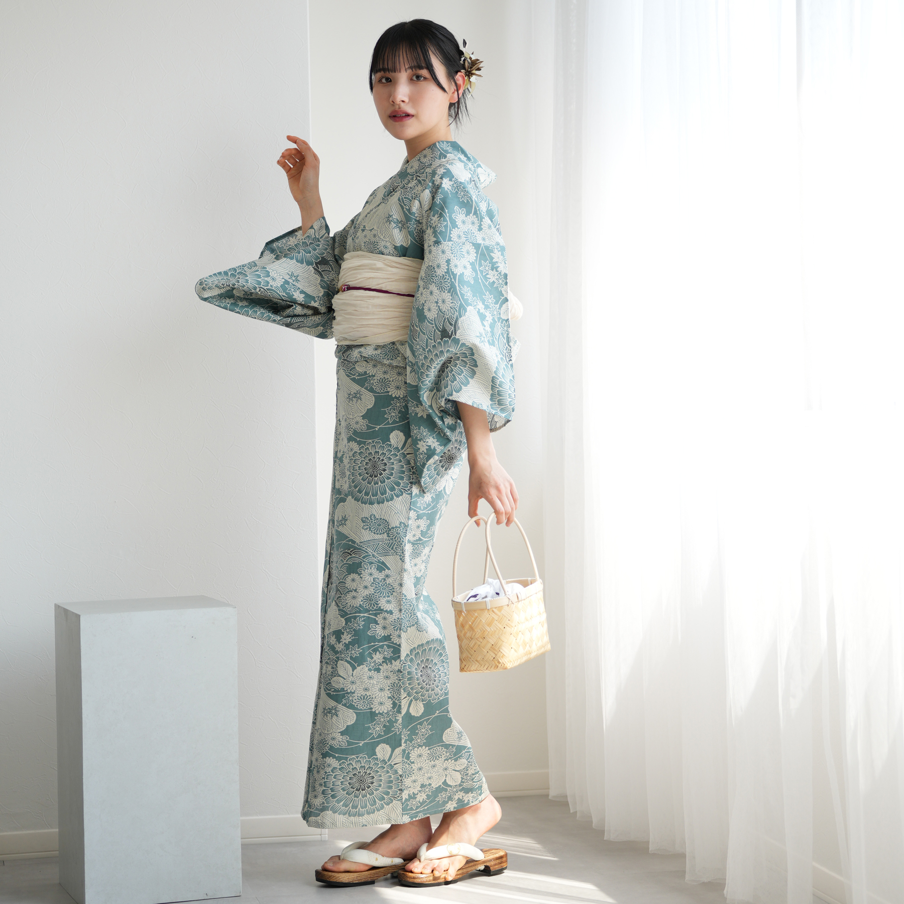 ひよこ商店 高級変わり織 浴衣3点セット くすみミントと薄桜の菊唐草 新品 ひよこ商店 高級変わり織 浴衣3点セット くすみミントと薄