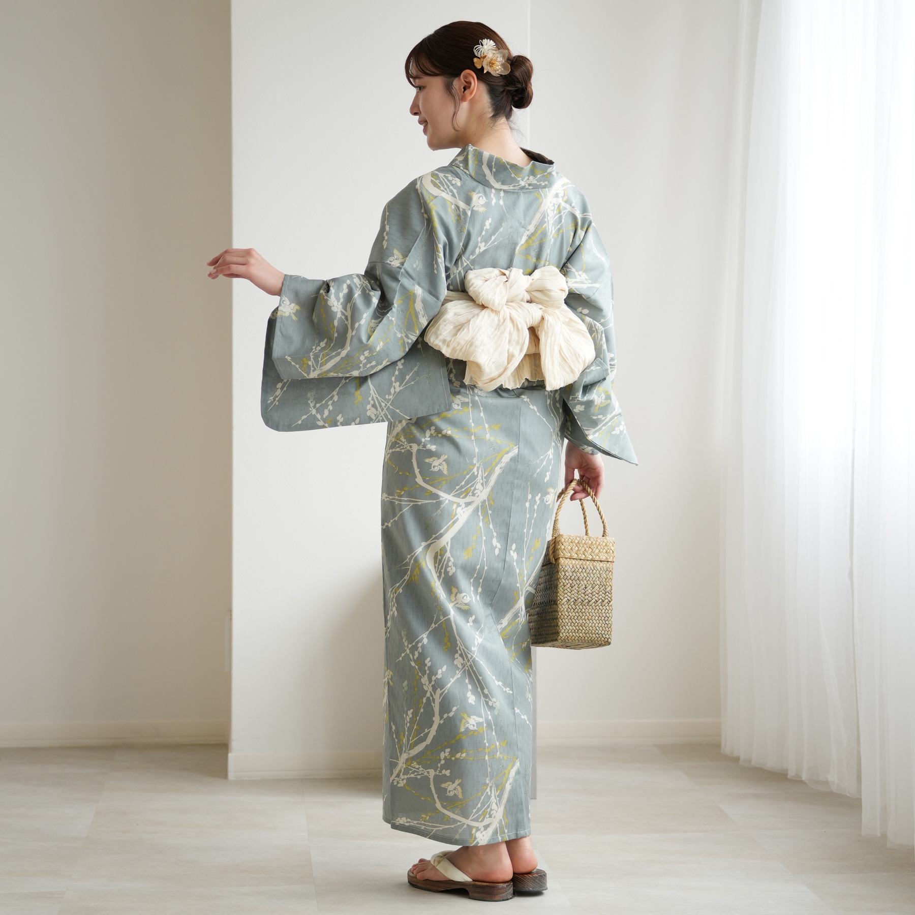 ひよこ商店 高級変わり織 浴衣3点セット くすみミントと薄桜の菊唐草 楽天市場】【ひよこ商店 高級変わり織 浴衣3点セット くすみ