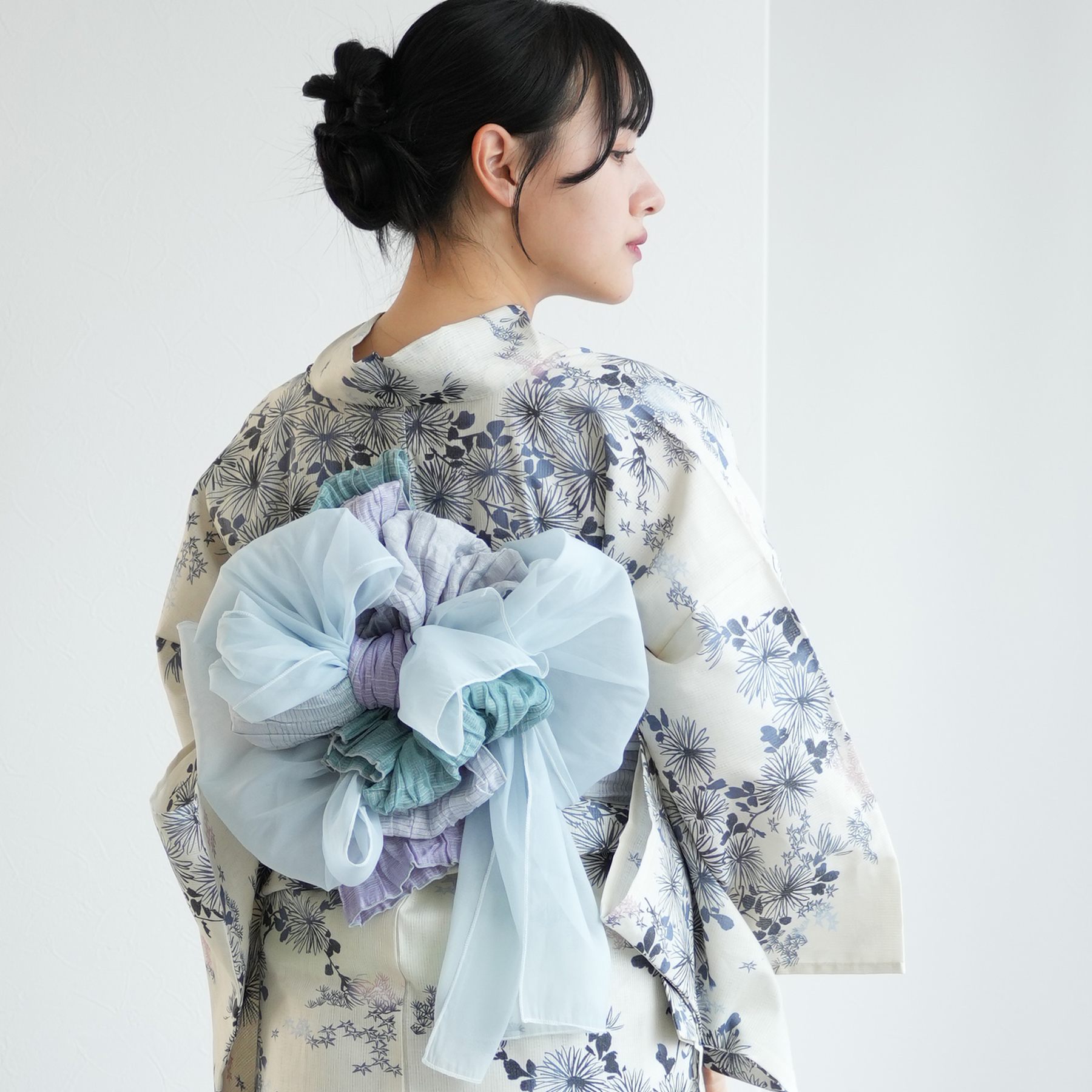 下駄なし◆ひよこ商店 高級変わり織 浴衣3点セット クリームに黄色の花と実 utatane｜ひよこ商店 高級変わり織 浴衣3点セット クリームに