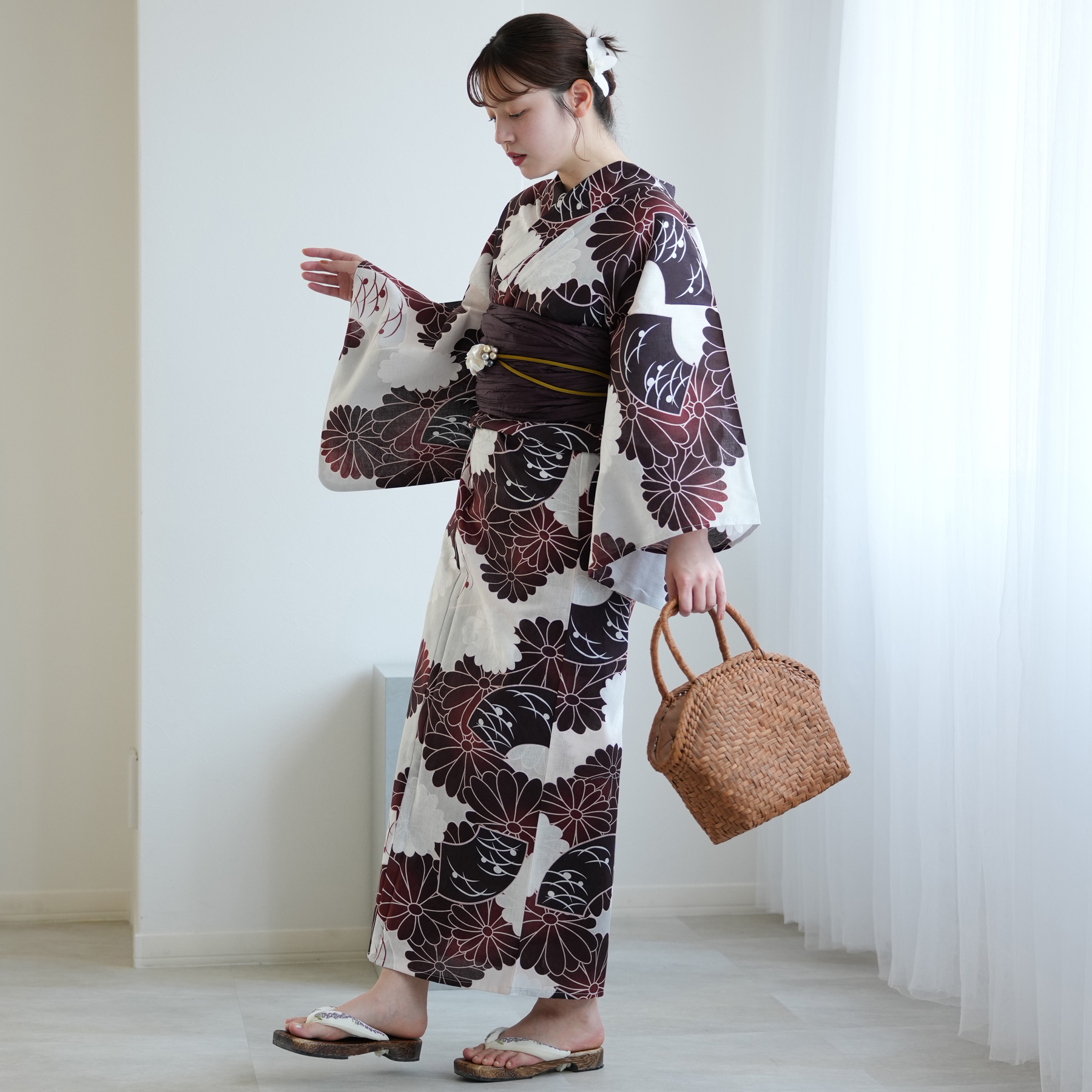 浴衣　帯付き 浴衣 4点セット【 浴衣 ＋ 帯 ＋ 下駄 ＋ 扇子】 メンズ MONO