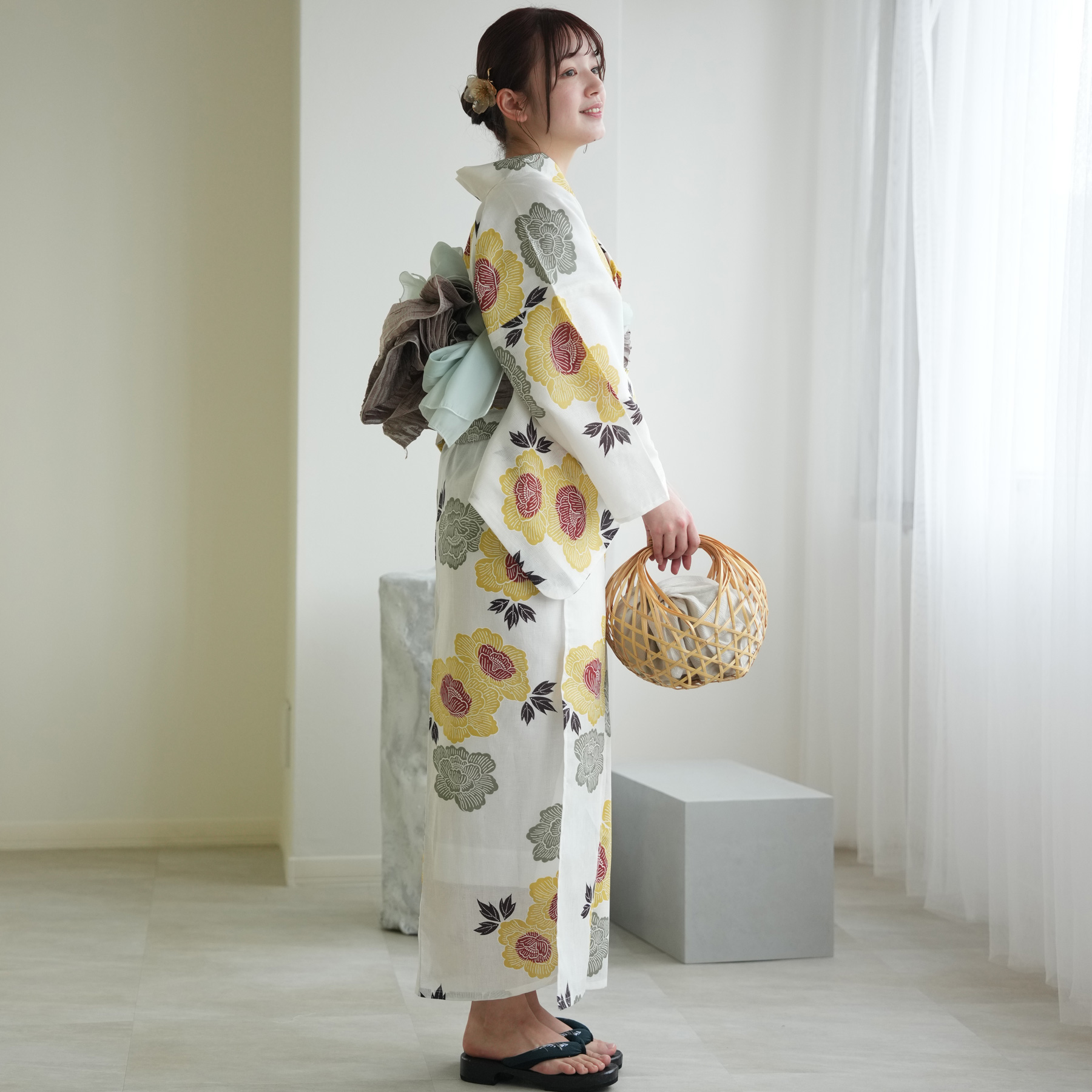 hinari × utatane浴衣セット 牡丹 浴衣 帯 下駄 あり utatane 浴衣