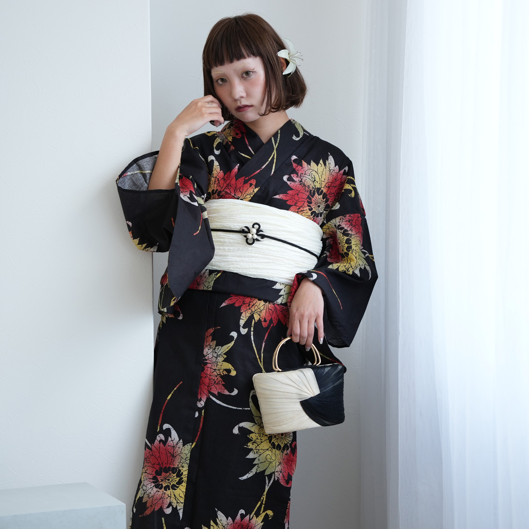 黒地にいちご柄　レディース　浴衣　ゆかた　美品 浴衣[黒地・苺トールサイズ]｜着物レンタルあき (来店着付け無料