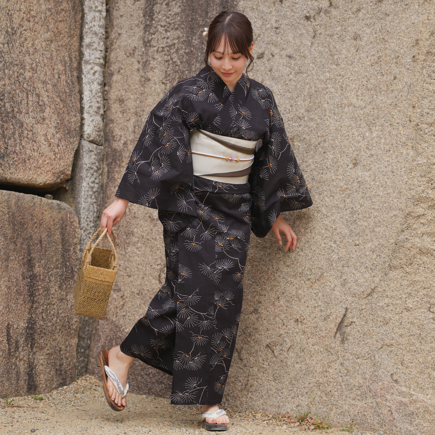 浴衣4点セット 菖蒲と糸菊 navy 浴衣 utatane×Acka.】浴衣4点セット