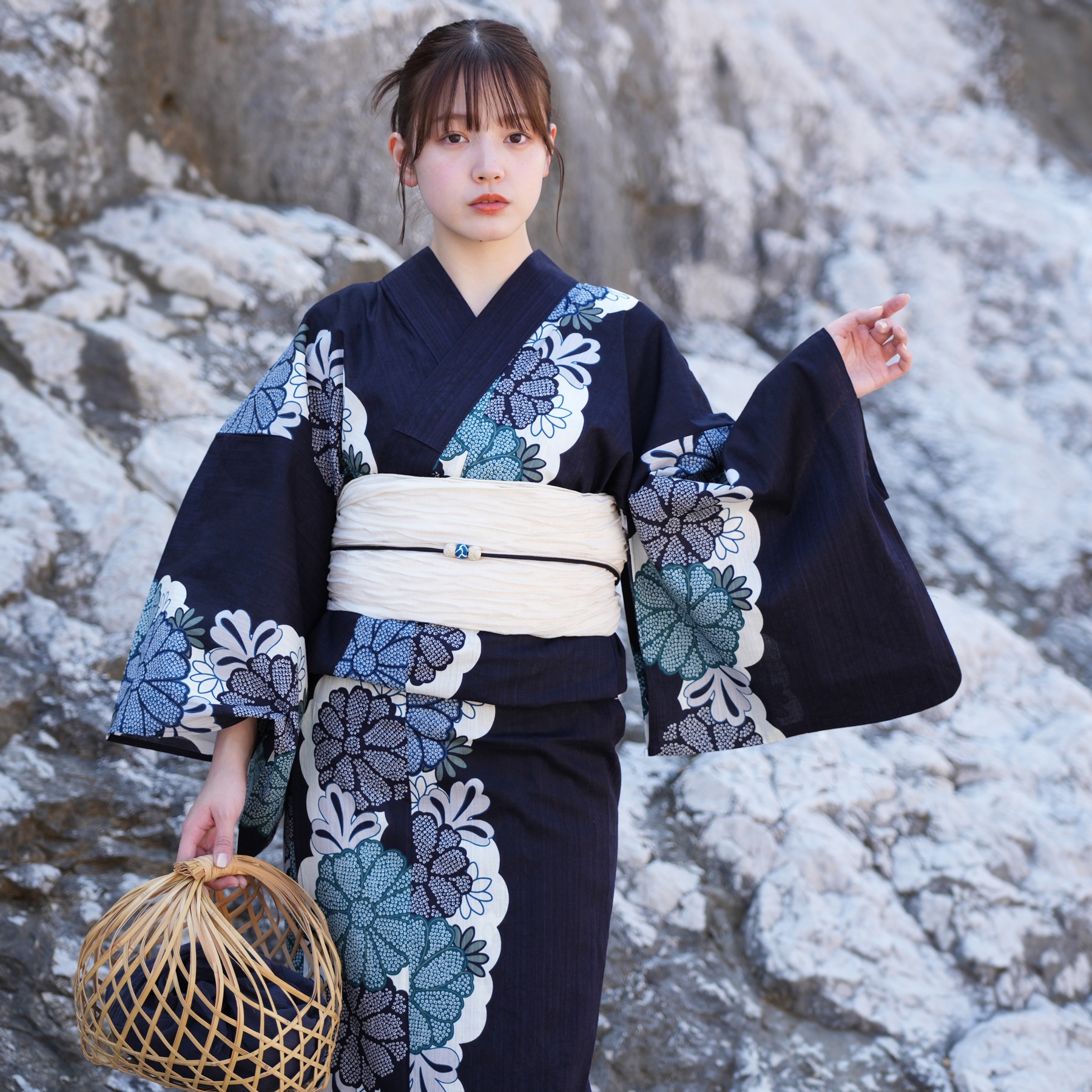 浴衣 レディース セット utatane 高級変わり織 浴衣3点セット かすれ紺地に連なる疋田菊 フリーサイズ 浴衣セット（ゆかた・帯・下駄）うたたね レトロ 紺