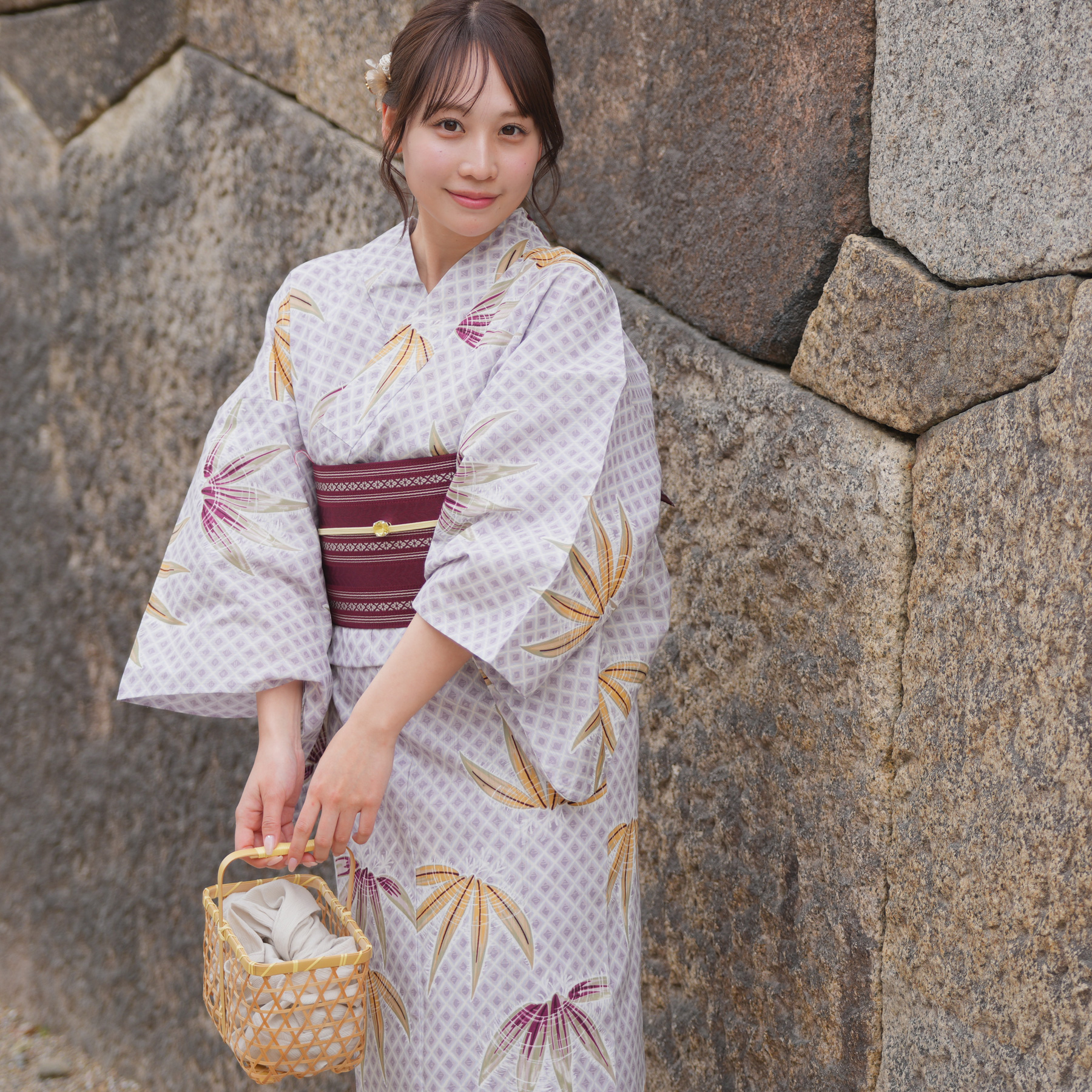 【新品】utatane 高級変わり織浴衣3点セット 琥珀色に枝区切りのアラマンダ utatane 浴衣 子供 女の子 kids 高級変わり織 子供浴衣3点セット
