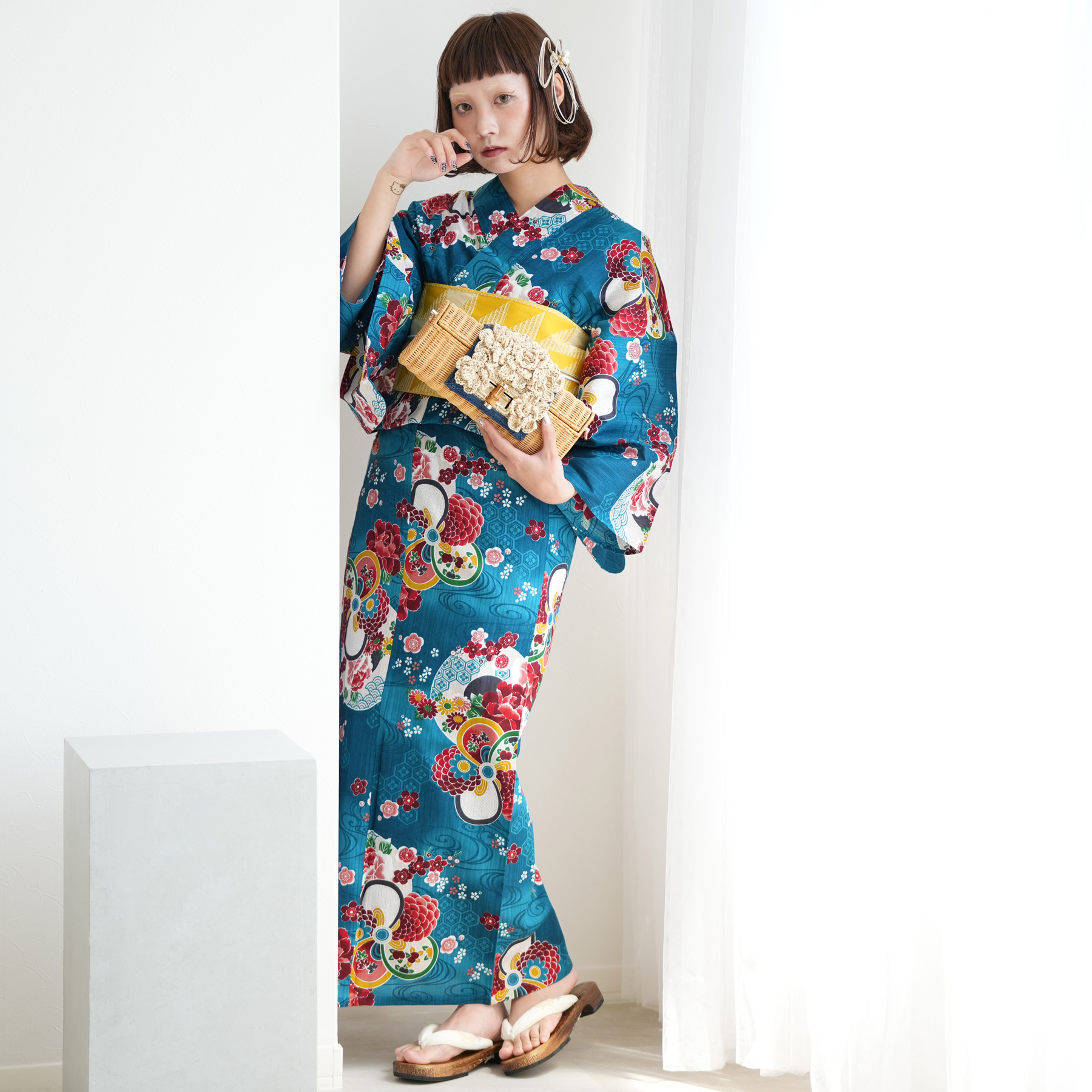 アンティーク大正浪漫＊ブルー赤黄が美しい着物に黒のだらりの帯セット utatane｜ニコアンティーク 高級変わり織 浴衣3点セット 大正
