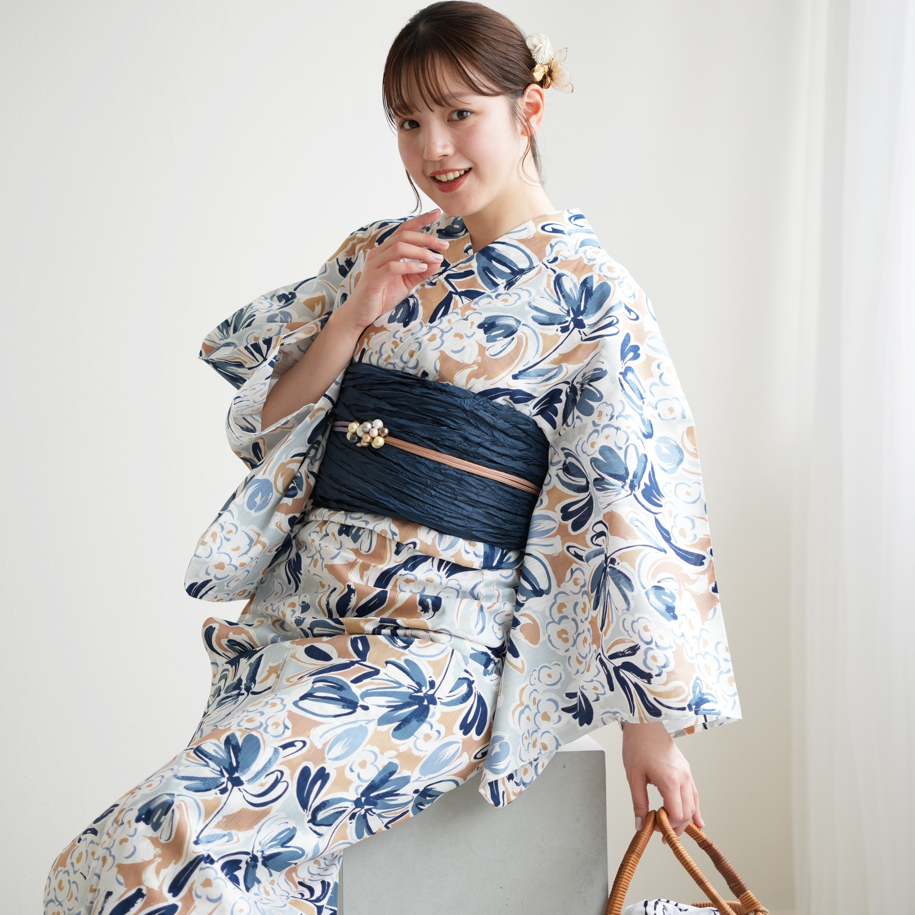 ニコアンティーク　utatane花柄浴衣　紺　二部式に加工済み　3L 浴衣 レディース セット ニコアンティーク 高級変わり織 浴衣3点