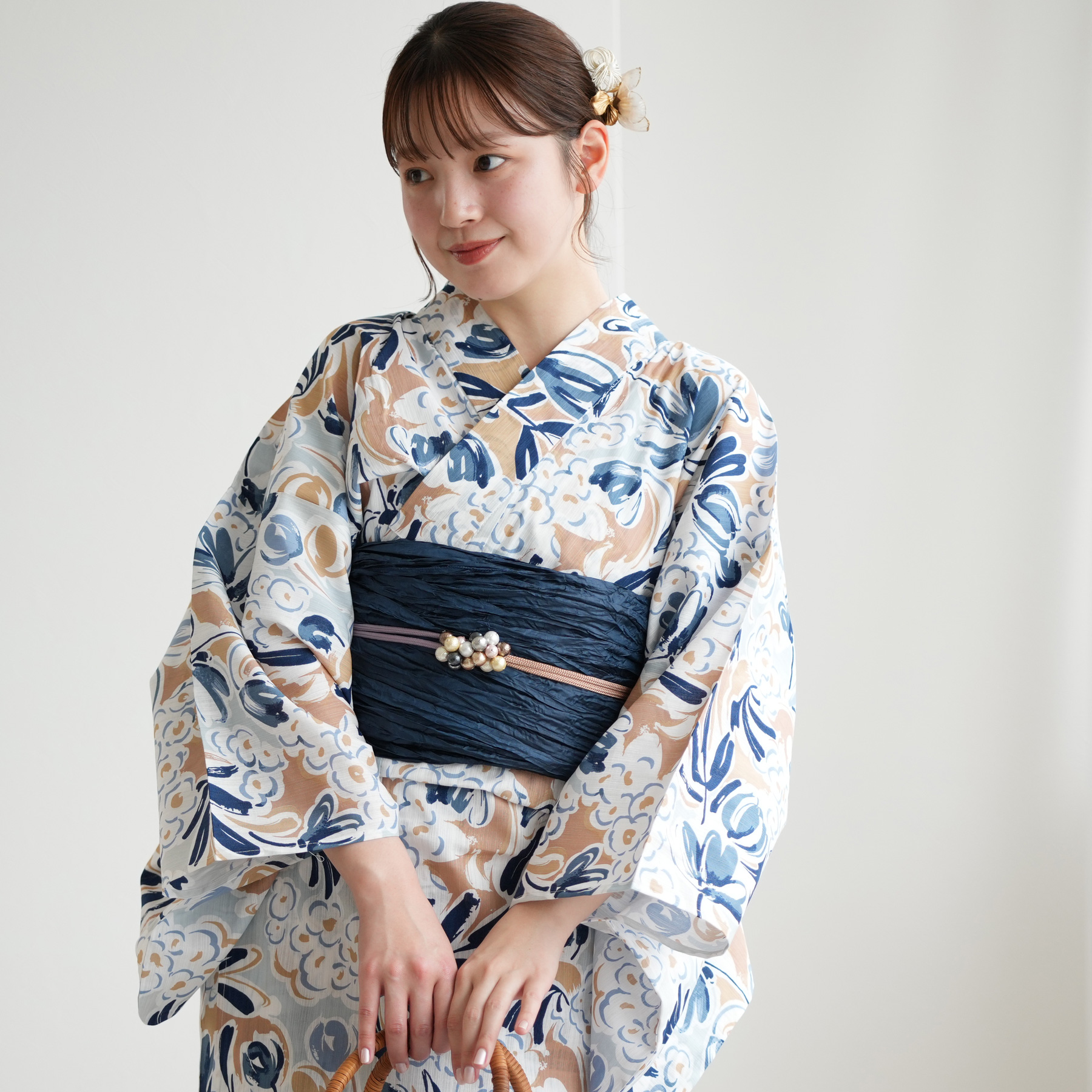 新品未使用　浴衣 utatane｜ニコアンティーク 高級変わり織 浴衣3点セット 黒地に