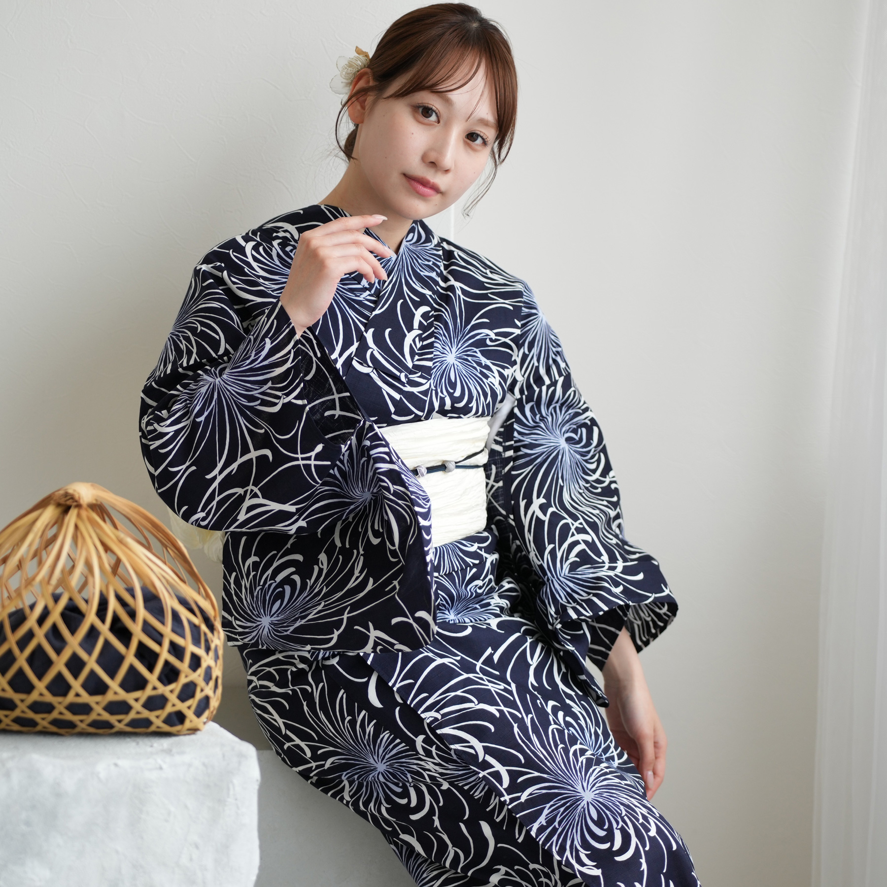 浴衣 レディース セット 高級変わり織 浴衣3点セット 紺地に広がる糸菊