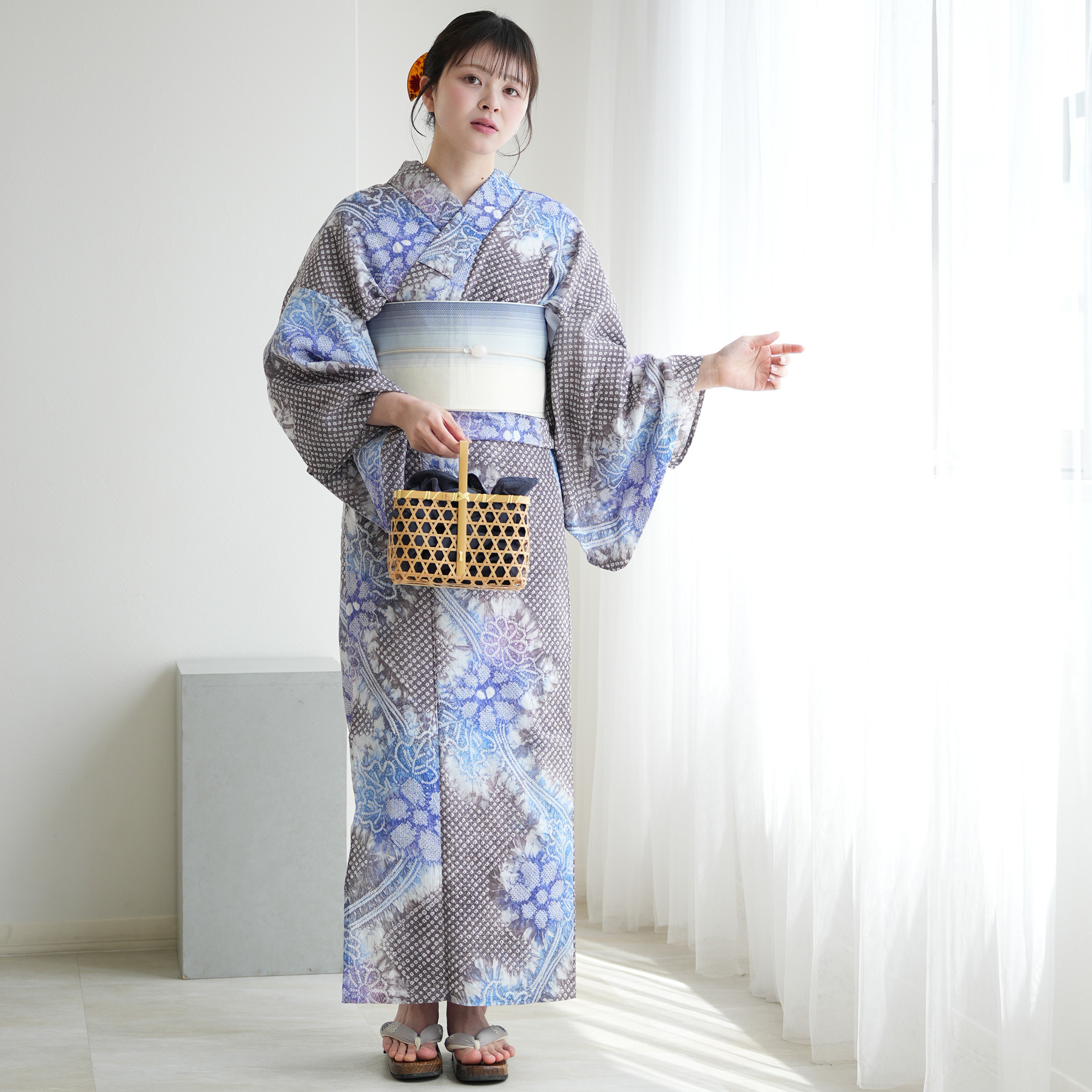 ご奉仕価格 ◆ 粋な大人の浴衣 ◆ 有松絞り 花繋ぎ 逸品 utatane 浴衣 レディース セット 有松絞り 浴衣3点セット 藍葡萄に咲く