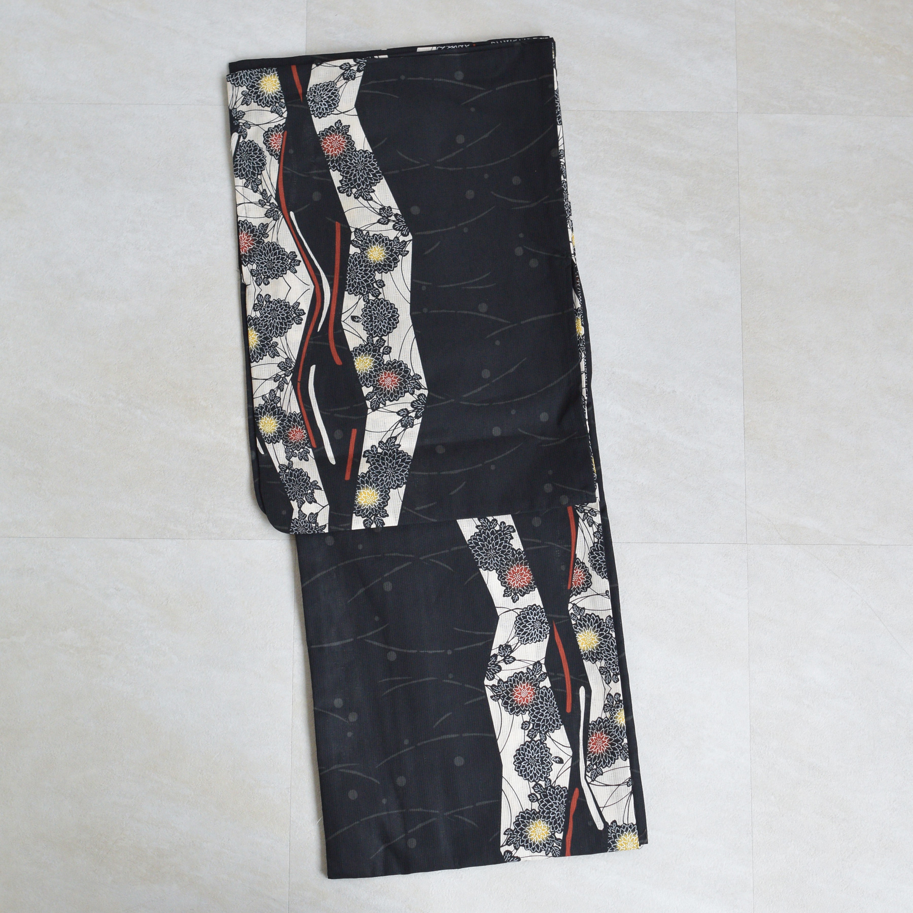 （ kimono yukata ）