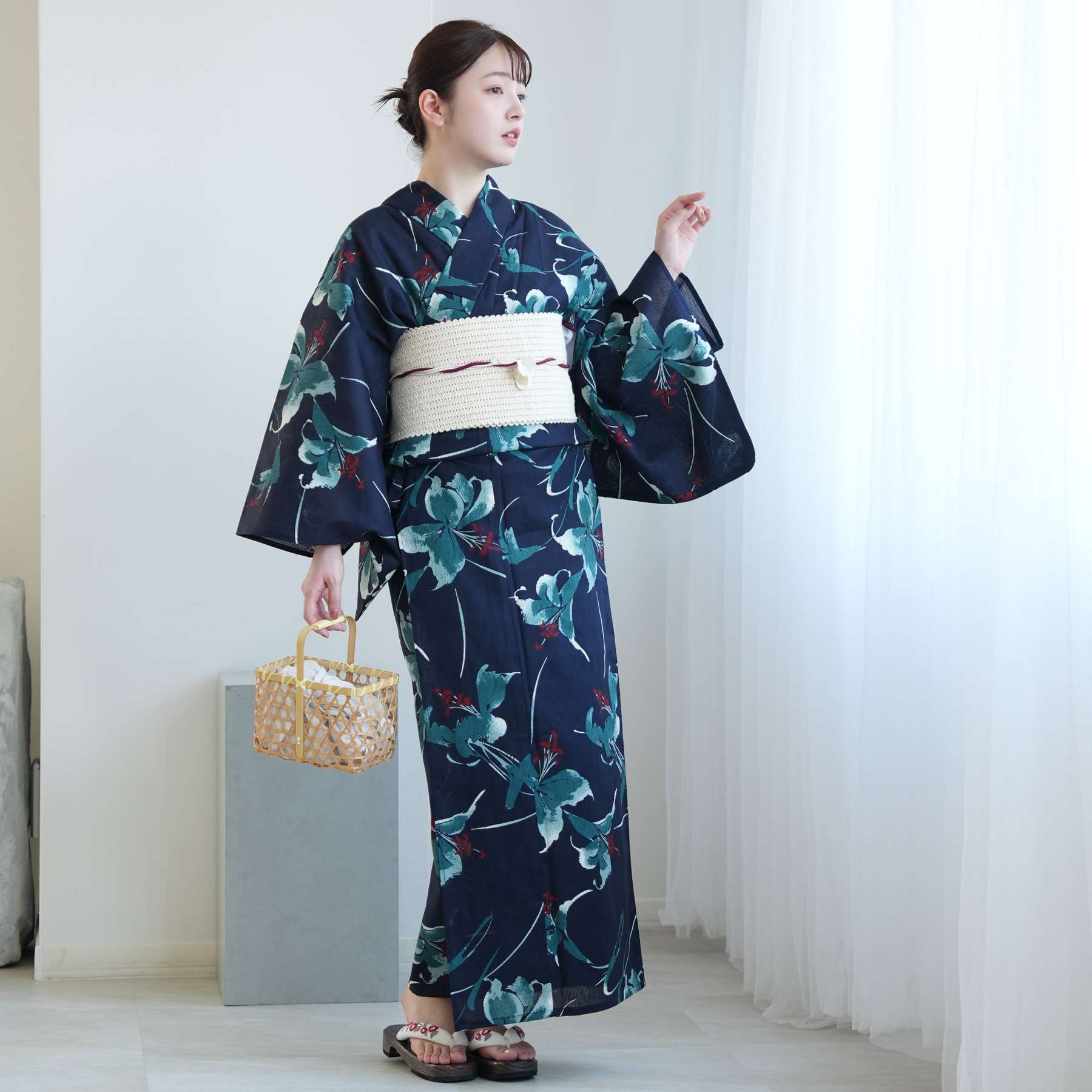 utatane 浴衣 レディース セット 浴衣 3点セット 高級変わり織 紺地に