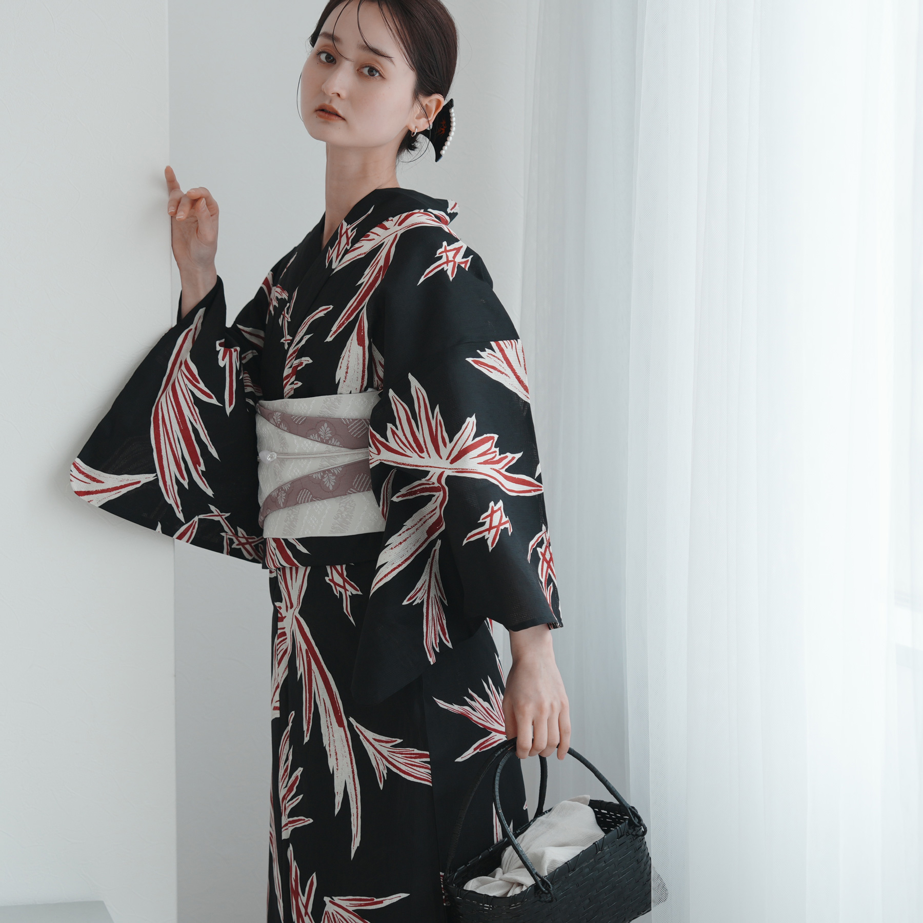 utatane 浴衣 レディース セット 浴衣 3点セット 高級変わり織 黒と赤