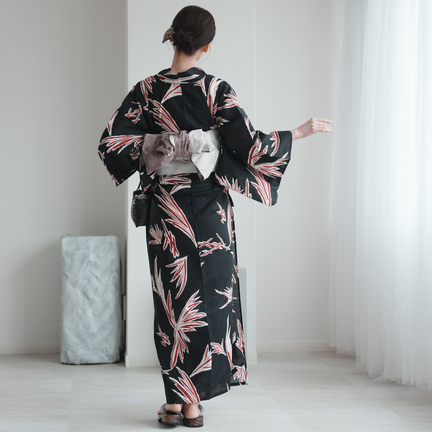 utatane 浴衣 レディース セット 浴衣 3点セット 高級変わり織 黒と赤