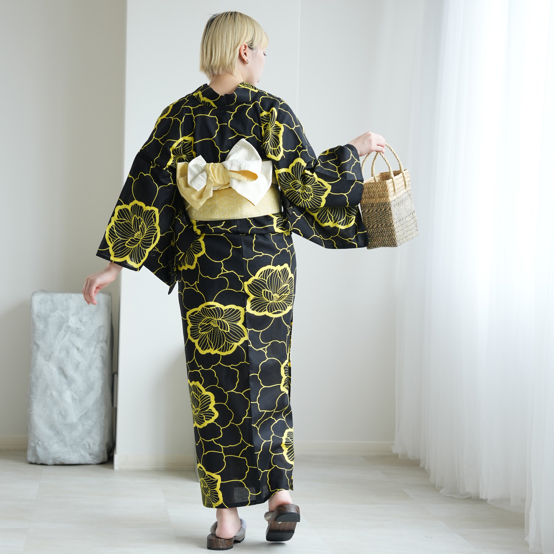 【値下げ】utatane ウタタネ 浴衣 きなりに光る黄金の蛍 utatane 浴衣 レディース セット Sサイズ 浴衣 3点セット 高級変わり織