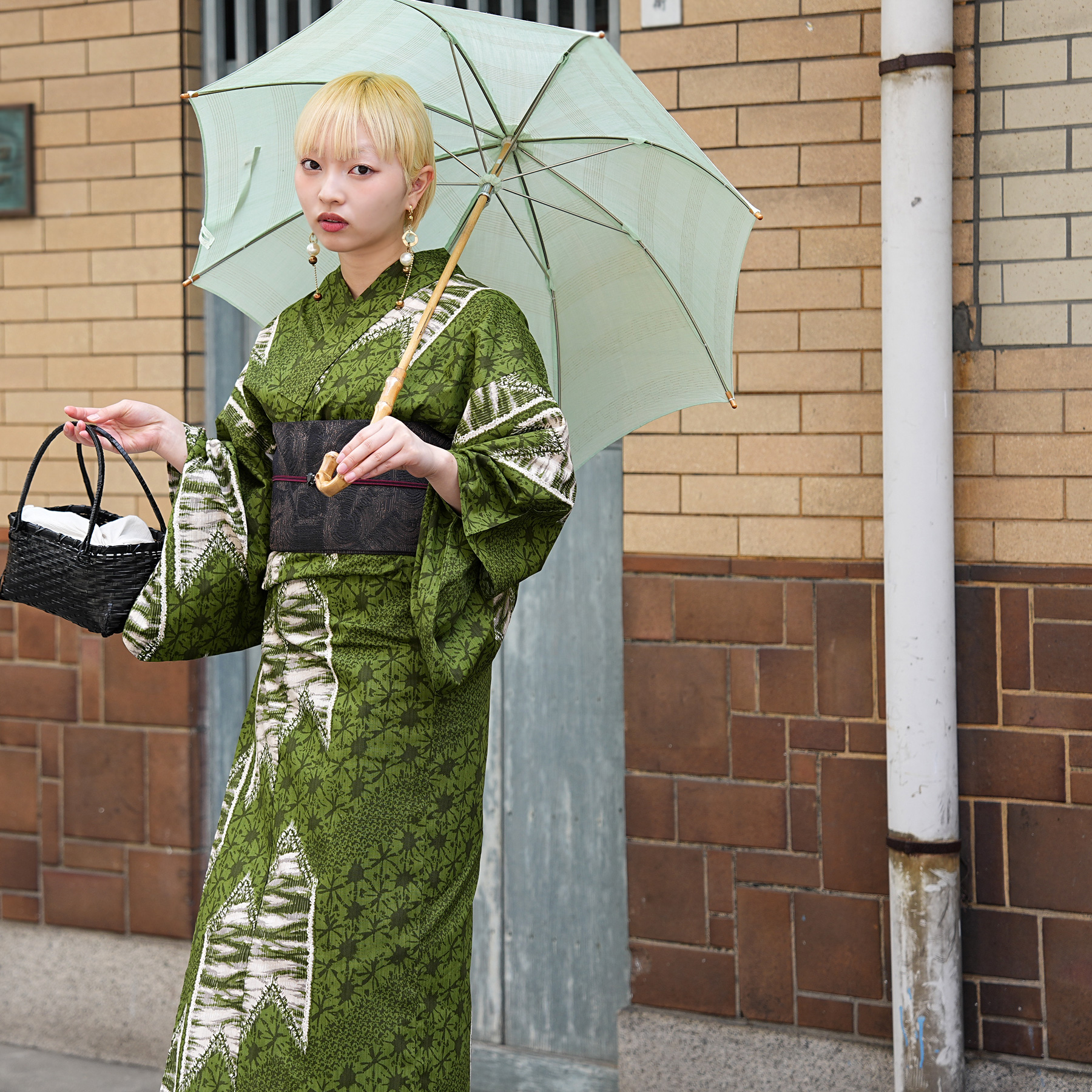 浴衣 ゆかた レディース 女性 おしゃれ レトロ 古典 昭和 平成 大人 夏 盆踊り utatane ウタタネ うたたね 帯 下駄 セット