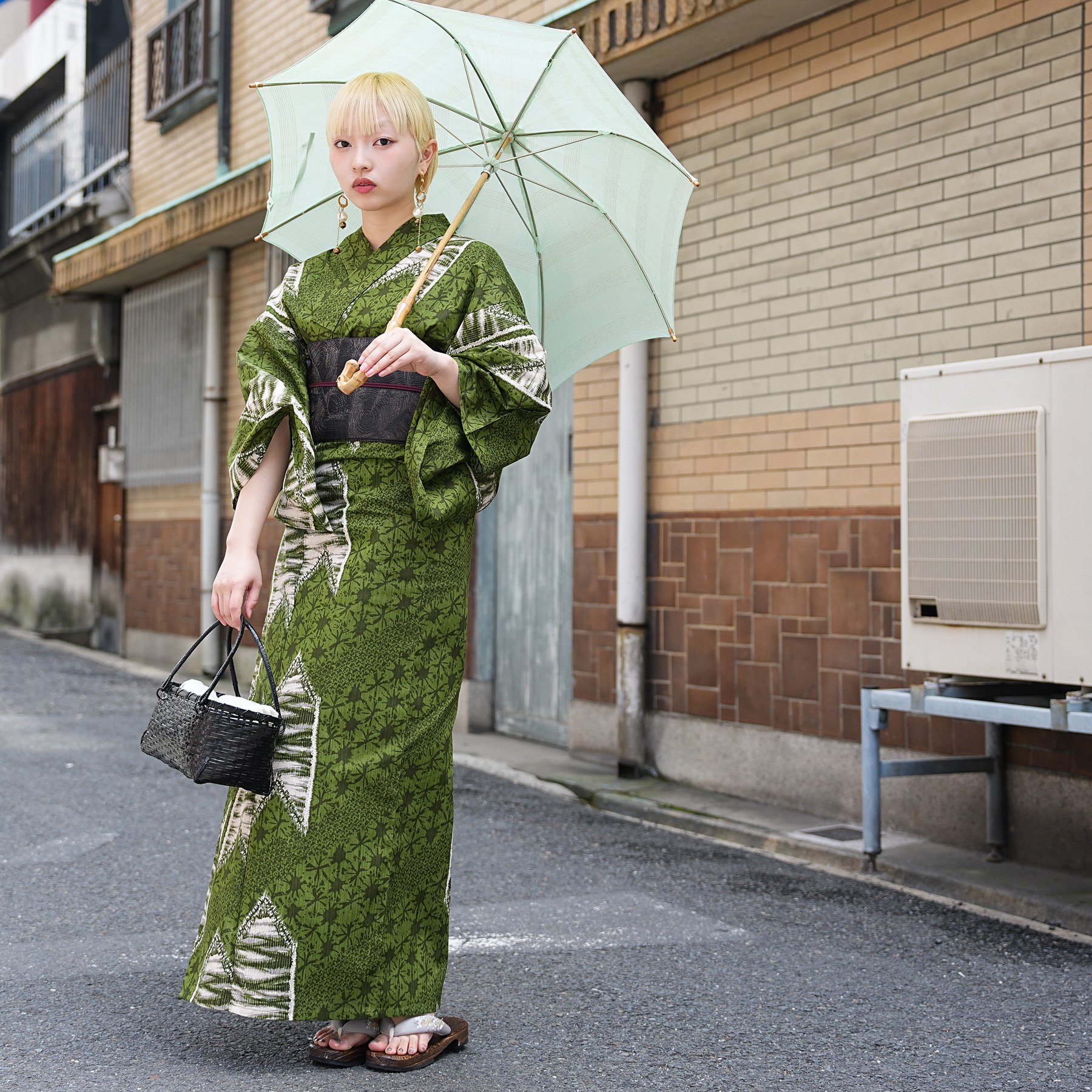 浴衣 ゆかた レディース 女性 おしゃれ レトロ 古典 昭和 平成 大人 夏 盆踊り utatane ウタタネ うたたね 帯 下駄 セット