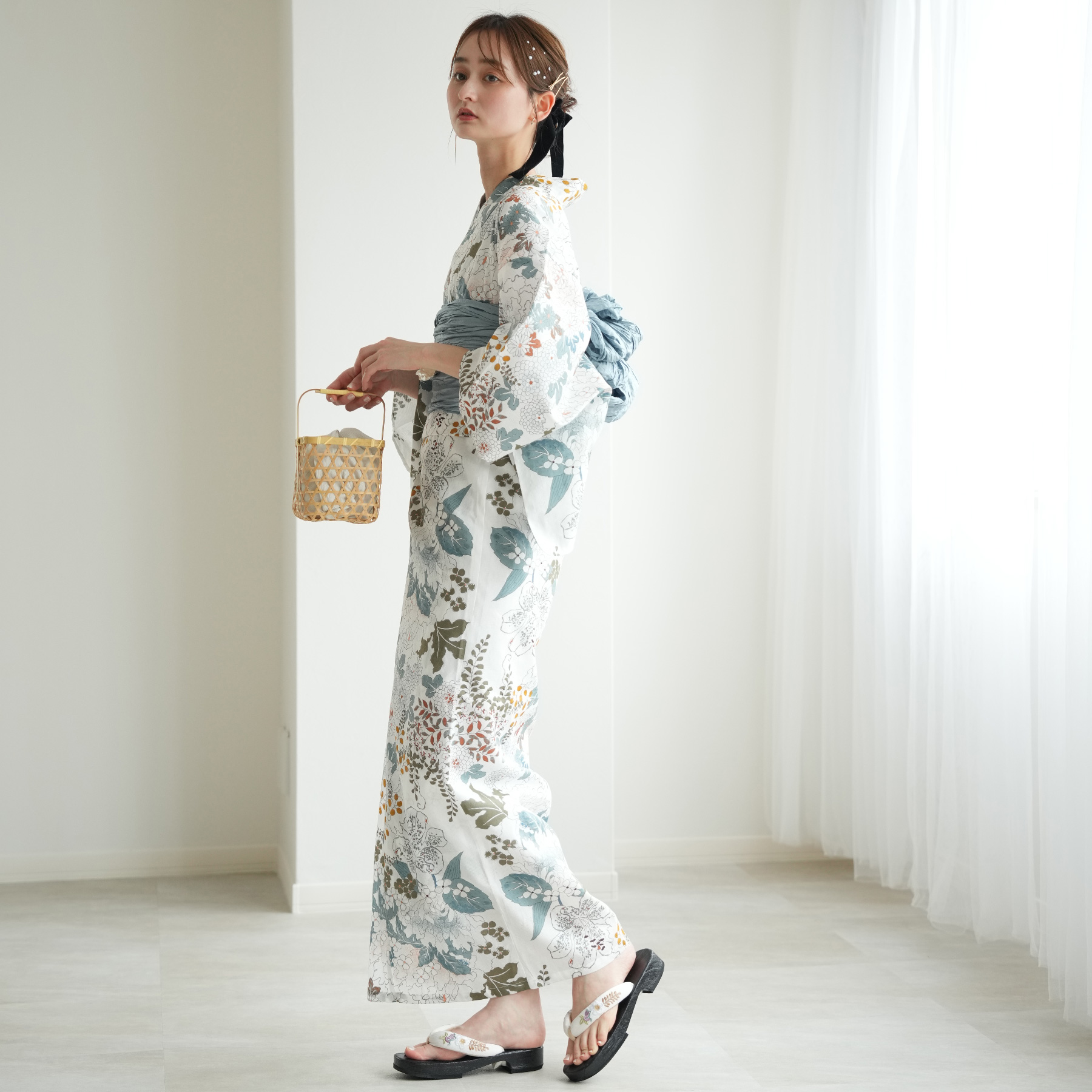新品未使用　utatane 浴衣　レディース　2点セット utatane 浴衣 レディース セット（二部式浴衣 帯 下駄