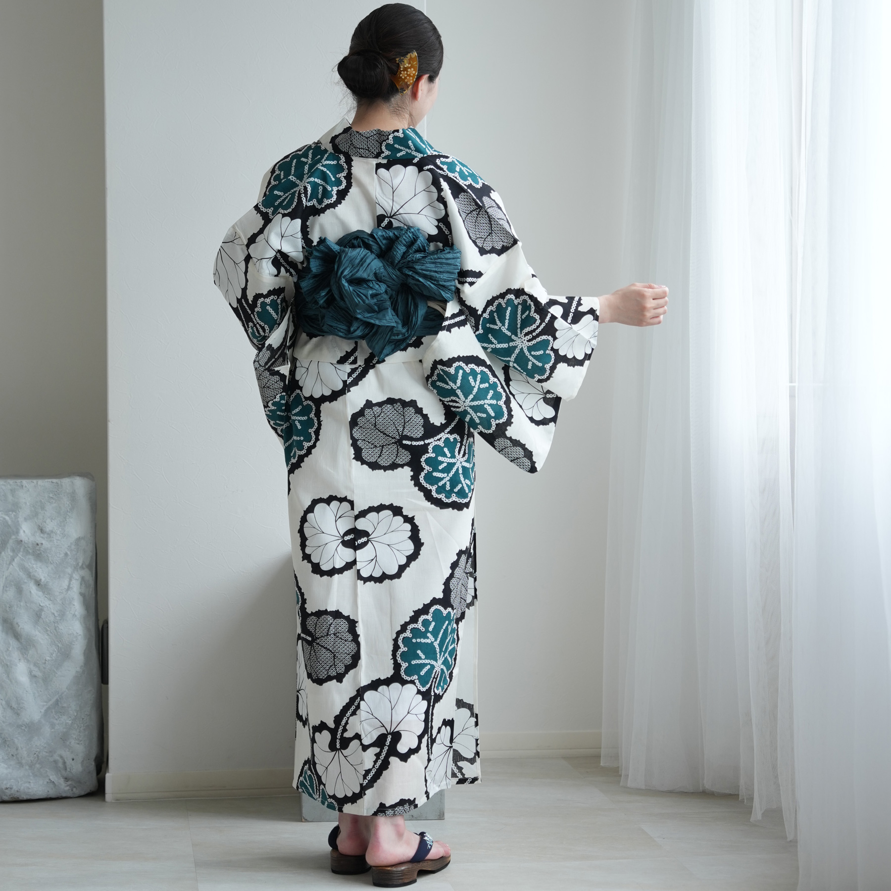 新品未使用　二部式浴衣セット utatane 国内染色　３点セット utatane 浴衣 レディース セット セパレート 簡単 二部式 浴衣3点