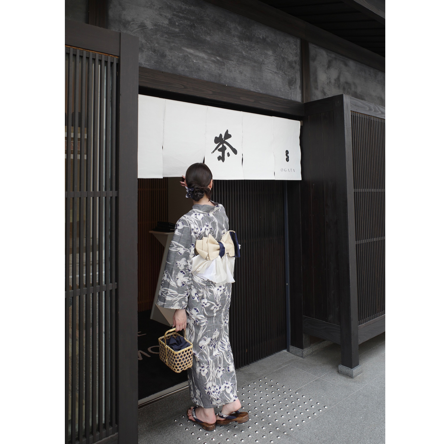 utatane×Acka.］鮫小紋と菖蒲 navy 浴衣4set : 浴衣通販 utatane